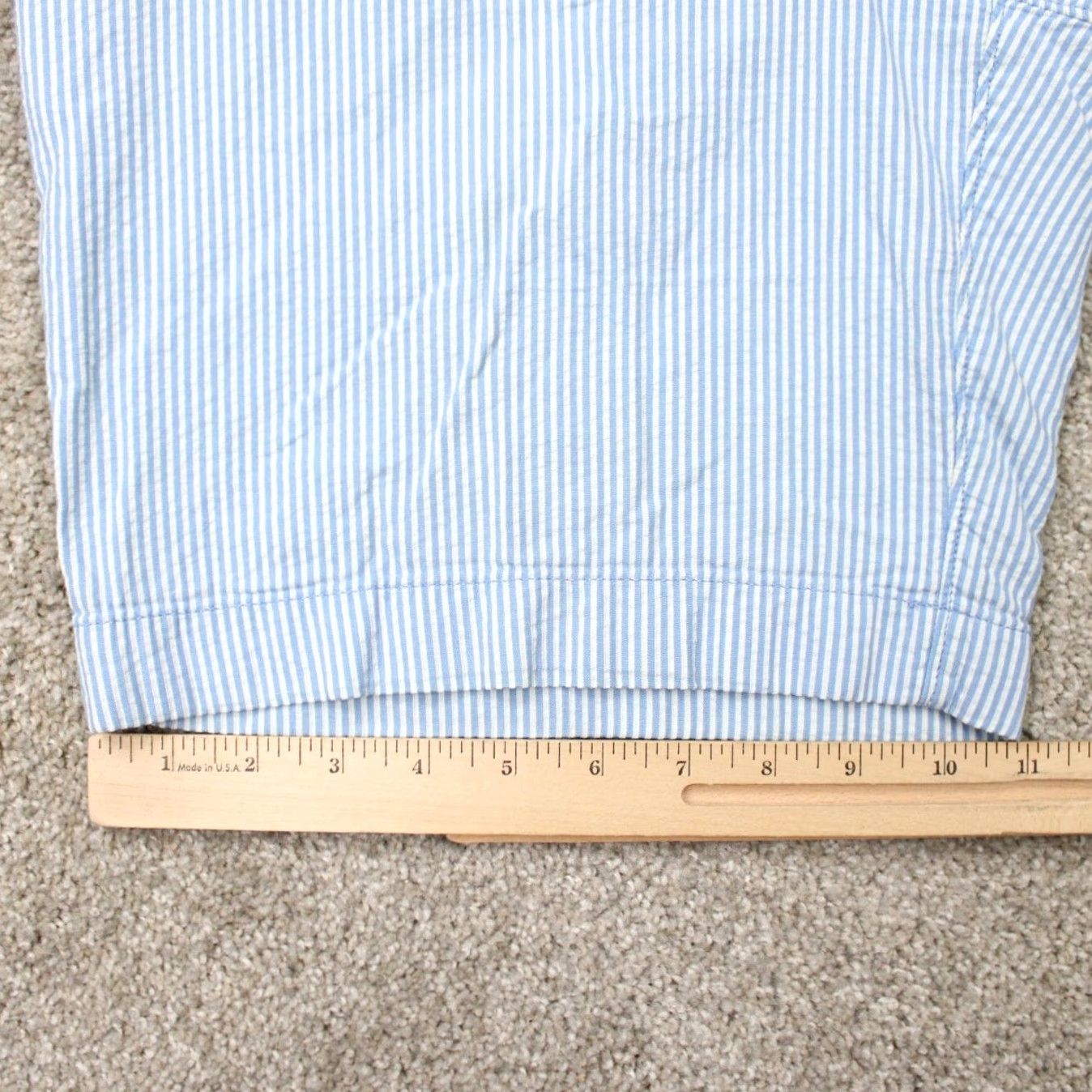 Southern Tide Southern Tide Short(s) Mens 33 Blue/White Seersucker Chino 9" Inseam Shorts 33 Blue/White Mens Chino Seersucker Pattern Striped Casual 9" Inseam Men Size US 33 - 5 Thumbnail