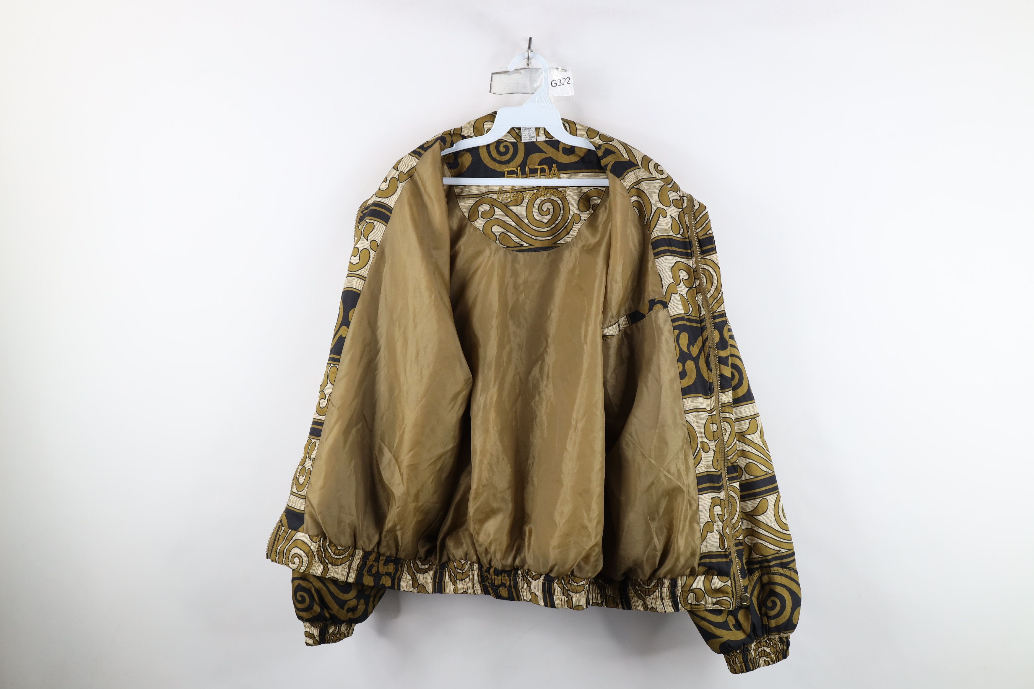 Vintage Vintage 90s Streetwear Geometric Silk Puffer Bomber Jacket Size M / US 6-8 / IT 42-44 - 9 Thumbnail