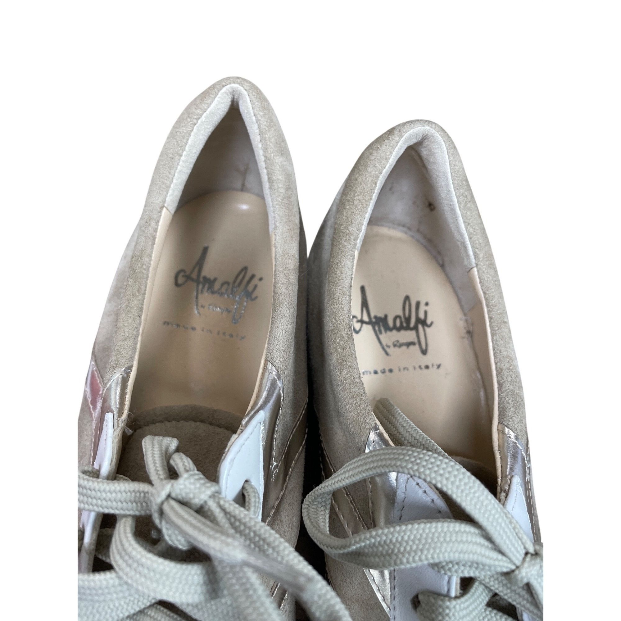 Other Amalfi by Rangoni womans beige suede low snakers Sz 9M SKU 9 Size US 9 / IT 39 - 7 Thumbnail