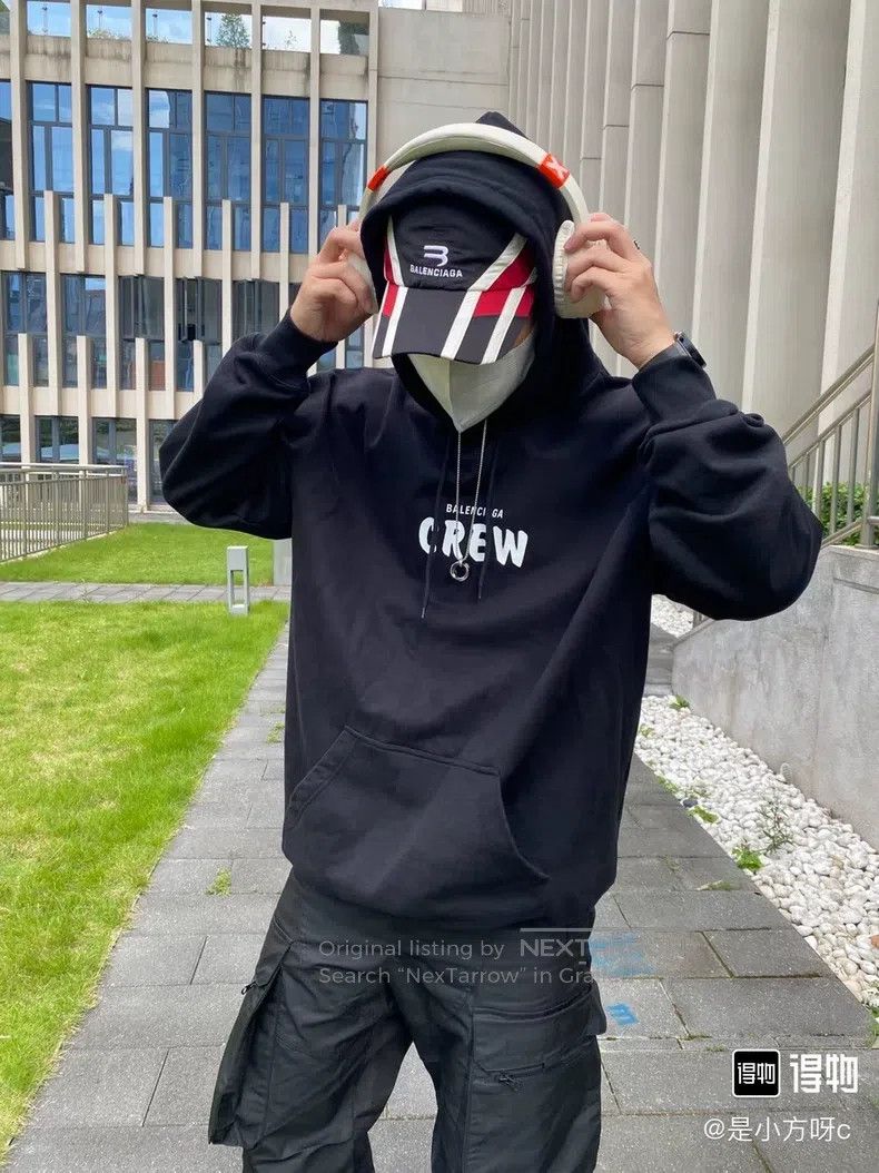 Balenciaga Balenciaga Crew Letter Printed Hooded Sweatshirt Black Size US S / EU 44-46 / 1 - 8 Thumbnail