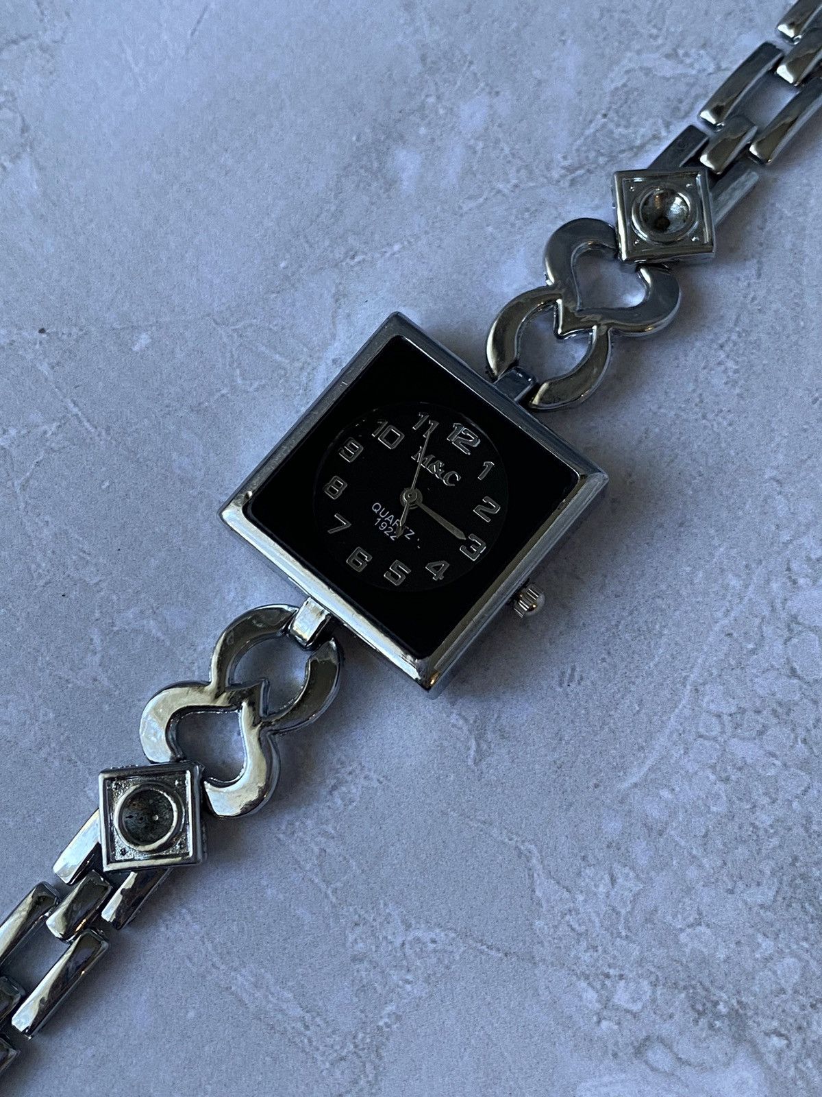 Japanese Brand × Vintage Futuristic Very Rare M&C Quartz 1922 Watch with Bracelet Size ONE SIZE - 8 Thumbnail