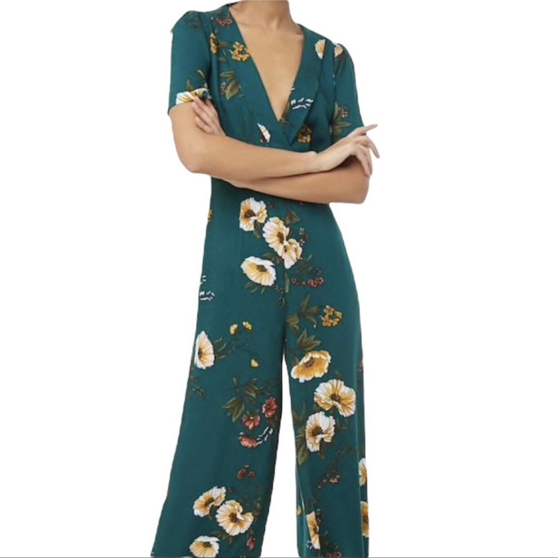 Forever 21 NWT Forever 21 Green Floral Jumpsuit S Size 27" / US 4 / IT 40 - 3 Thumbnail