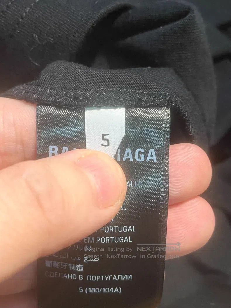 Balenciaga Balenciaga Black Manchester United Football Jersey Short S Size US XXL / EU 58 / 5 - 4 Thumbnail