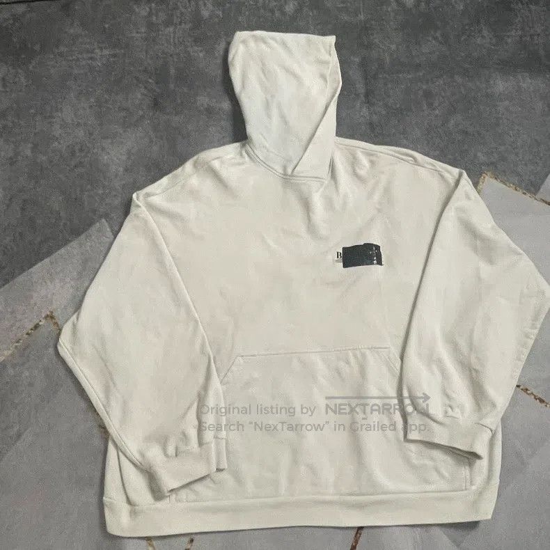 Balenciaga Balenciaga Faded Tape Coca-Cola Wave White Hooded Sweater Size US L / EU 52-54 / 3 - 1 Thumbnail