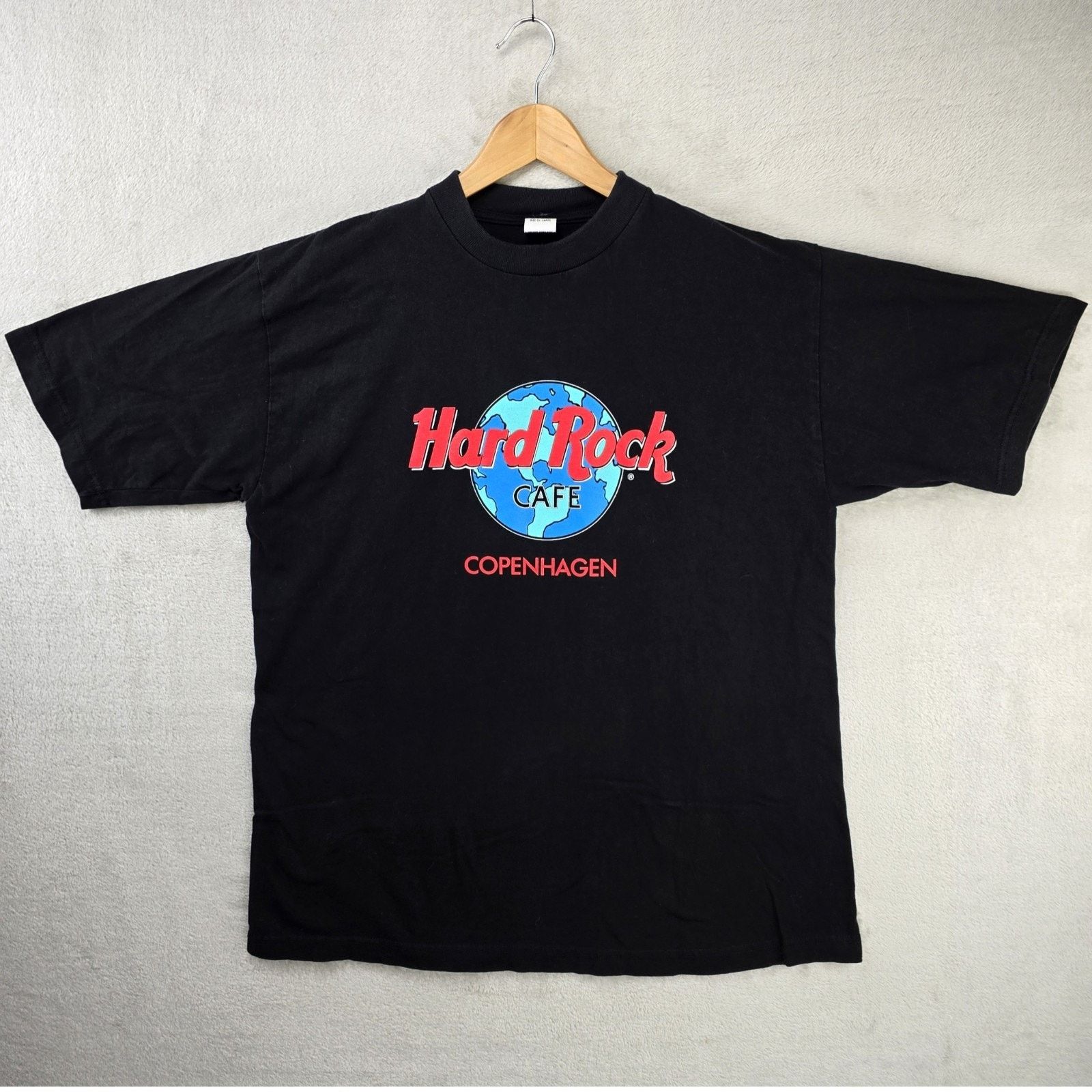 Hard Rock Cafe Vintage Hard Rock Cafe Copenhagen Shirt Shirt XL Black 90s Size US XL / EU 56 / 4 - 1 Thumbnail