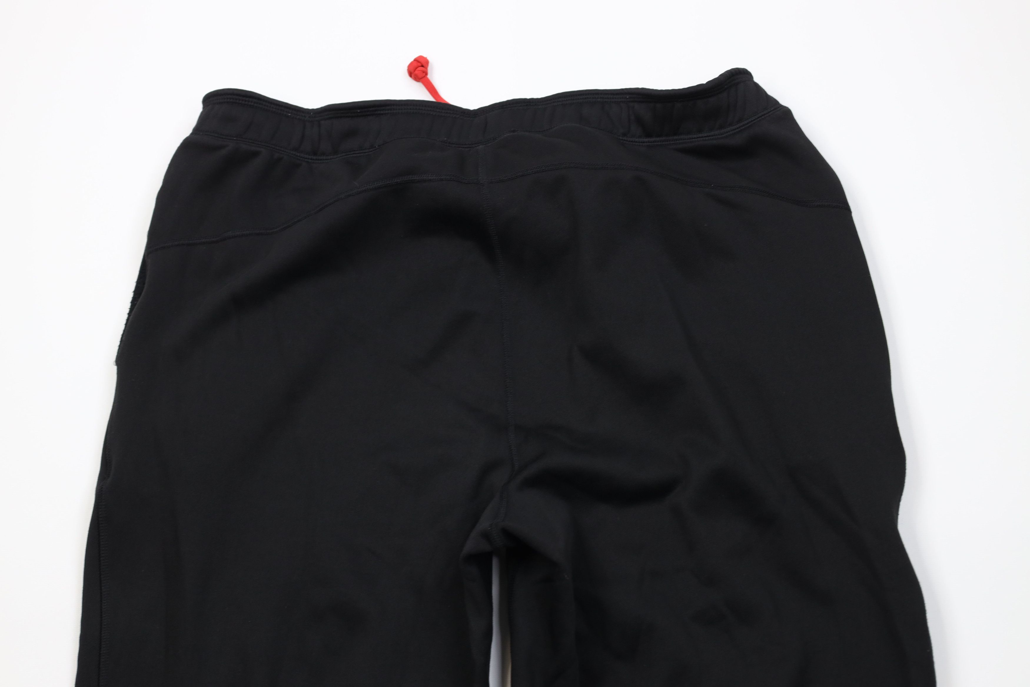 L.L. Bean Vintage LL Bean Reflective Fleece Lined Wide Leg Sweatpants Size US 36 / EU 52 - 10 Thumbnail