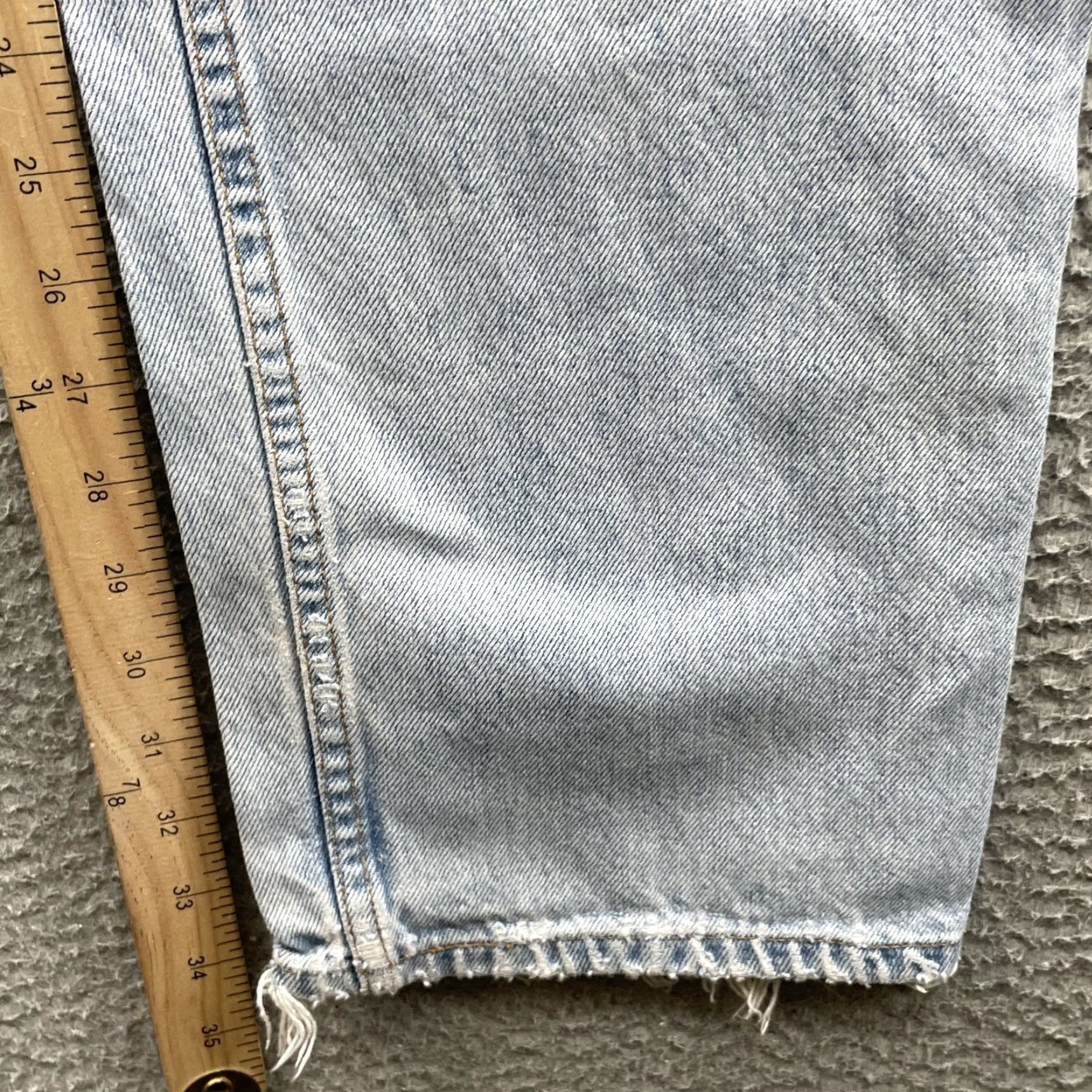 Levi's VINTAGE Levi's 550 Jeans Men 31x34 Blue Denim Mid Rise Relaxed Straight 90s Streetwear Y2k American Fashion Mens Size US 29 - 4 Thumbnail