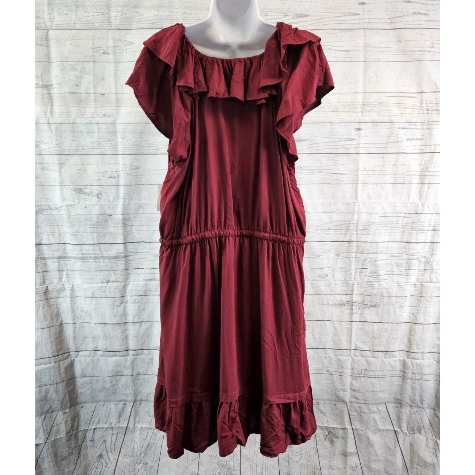 Old Navy Old Navy Dress Womens 2XL Red Short Sleeve Scoop Neck Rayon Ruffle A-Line Knee Length Womens Size 40" / US 18 - 4 Thumbnail