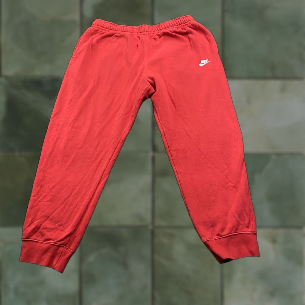 Nike VINTAGE Nike Sweatpants Mens XL Red Y2K Baggy Track Pants Joggers 34x28 5-Pocket Design Classic Fit Womens Mens boys? Size US 36 / EU 52 - 1 Thumbnail