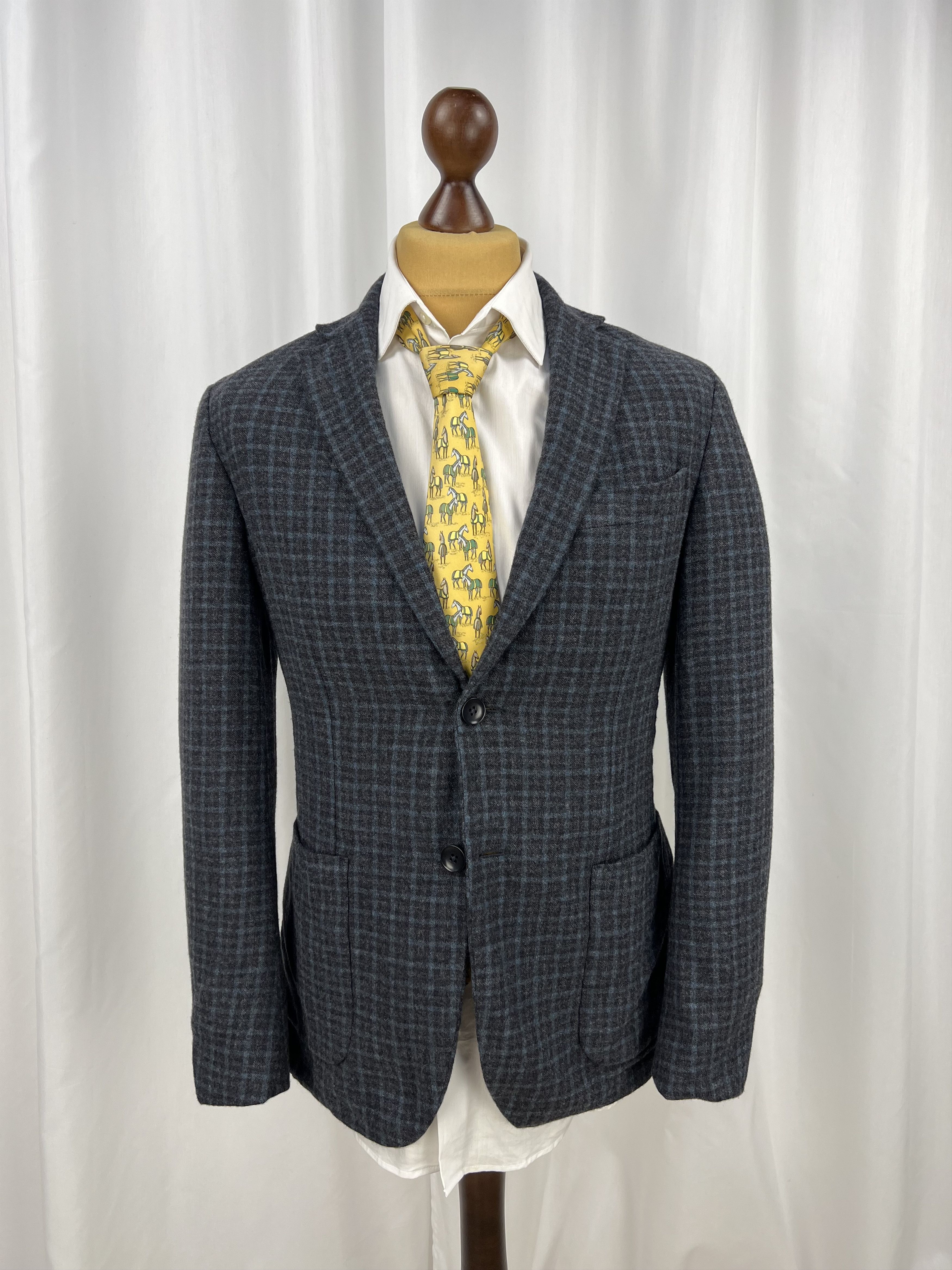 Charles Tyrwhitt Soft Italian Wool\Cashmere Slim Check Sport Coat Size 38R - 1 Thumbnail