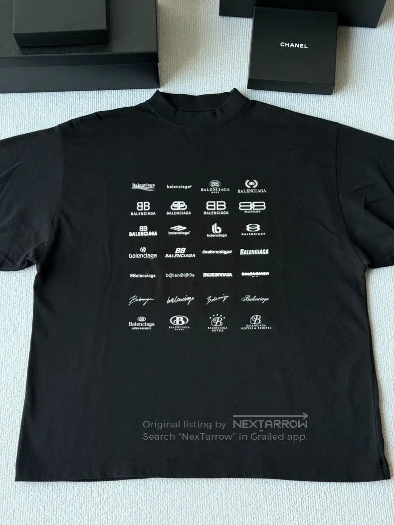 Balenciaga Balenciaga Full logo long sleeve Size US S / EU 44-46 / 1 - 2 Thumbnail