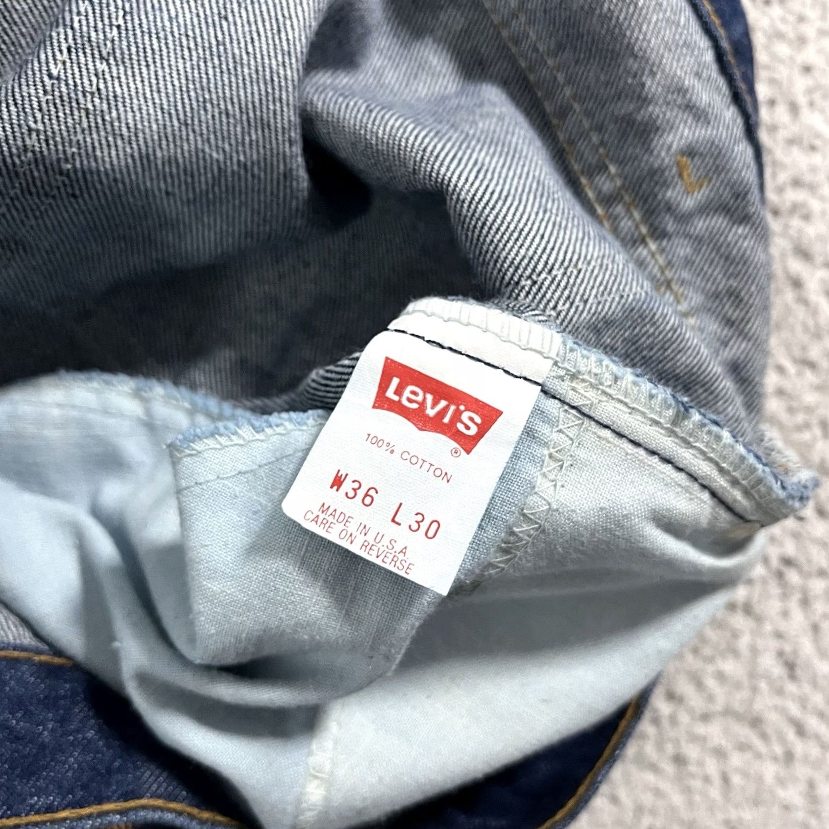Levi's Levis 517 Jeans Mens 36x30 Denim Blue Vintage Dark Wash USA 80s 90s Bootcut 5-Pocket Design Regular Shirt? Size US 36 / EU 52 - 3 Thumbnail