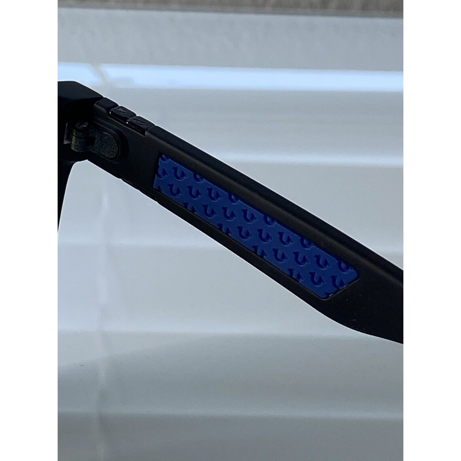 True Religion TRUE RELIGION Sunglasses Blue Mirror Shield Blk Frames Size ONE SIZE - 5 Thumbnail