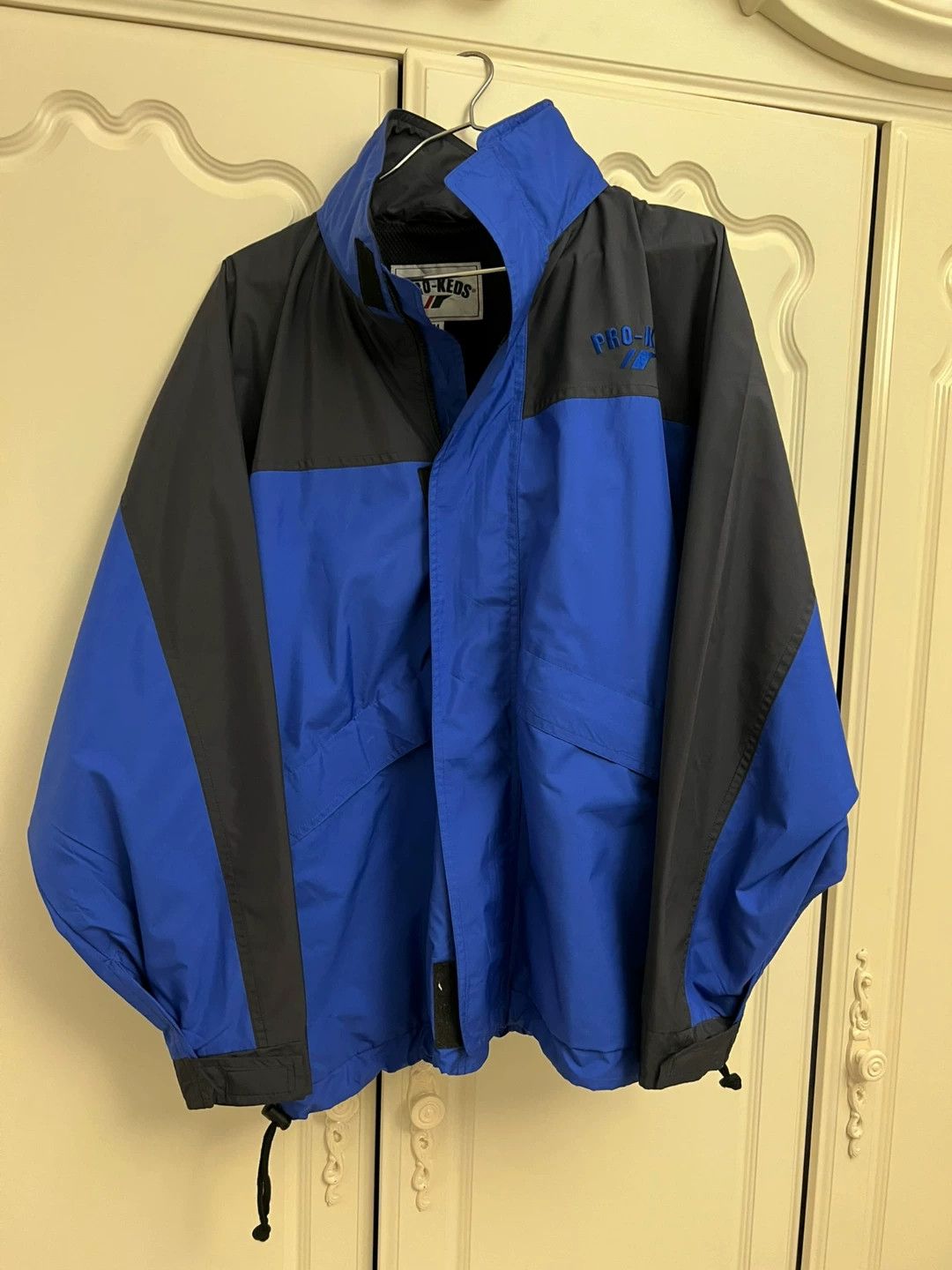 Vintage Vintage PRO-KEDS Jacket in Blue Size US L / EU 52-54 / 3 - 1 Thumbnail