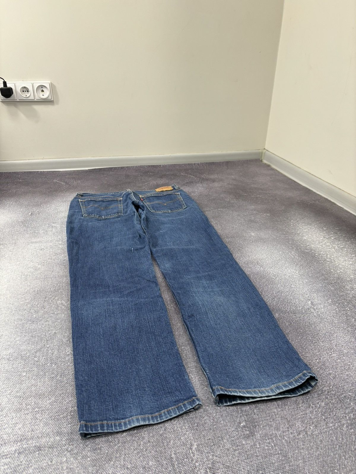 Levi's Vintage Levi’s 505 Paper Tag Straight Fit Blue Denim Jeans Size US 32 / EU 48 - 3 Thumbnail