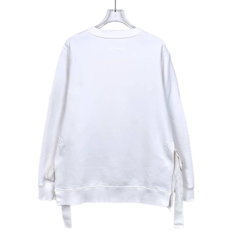 Maison Margiela Maison Margiela White alphanumeric embroidered cotton round Size US S / EU 44-46 / 1 - 2 Thumbnail