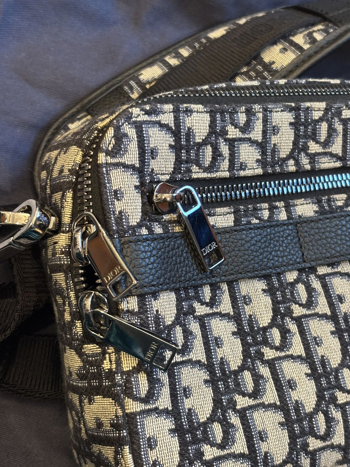 Dior DIOR SAFARI BAG WITH STRAP Size ONE SIZE - 2 Thumbnail