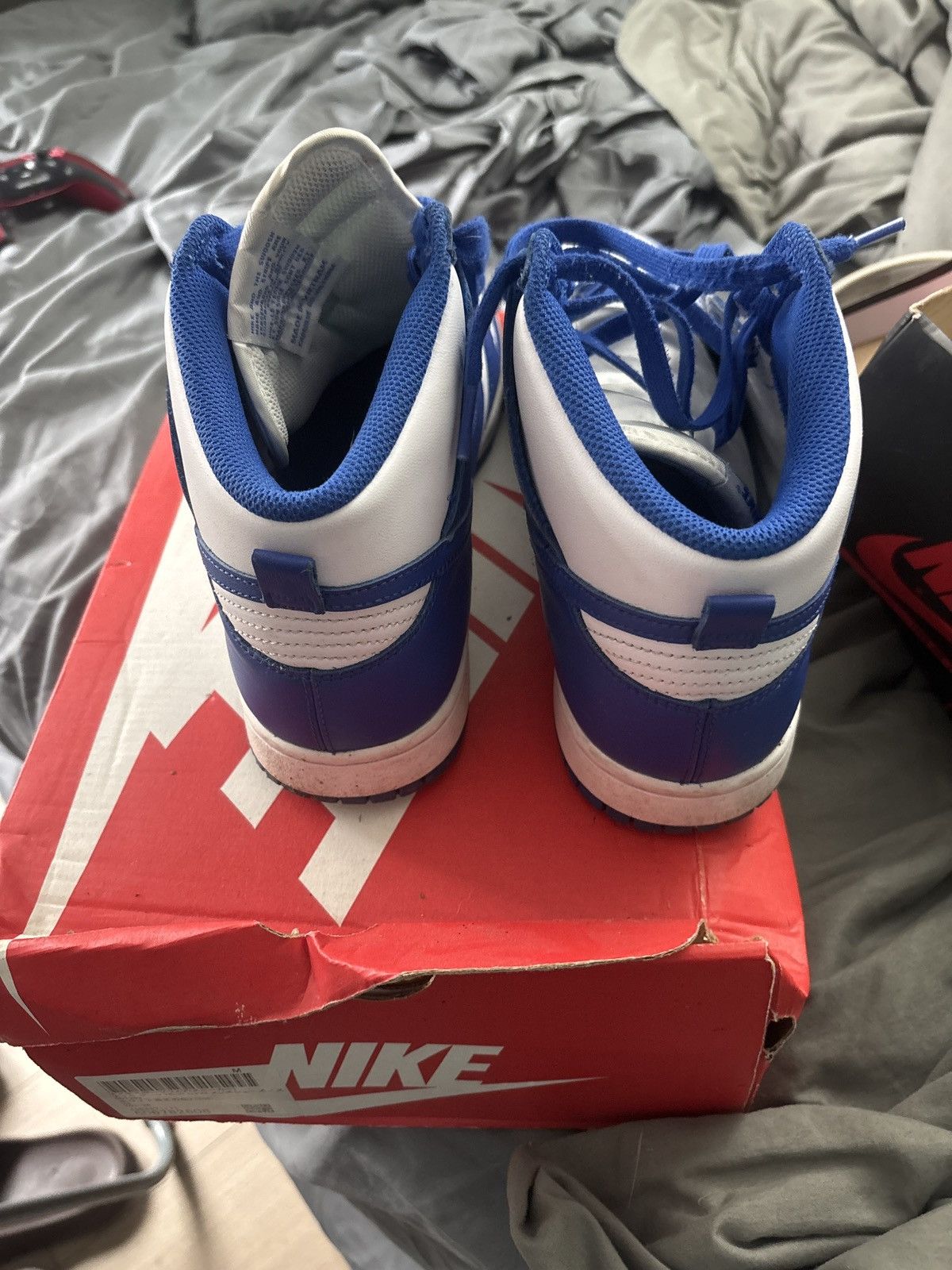 Nike Hi Top Nike SBs Size US 10.5 / EU 43-44 - 4 Thumbnail