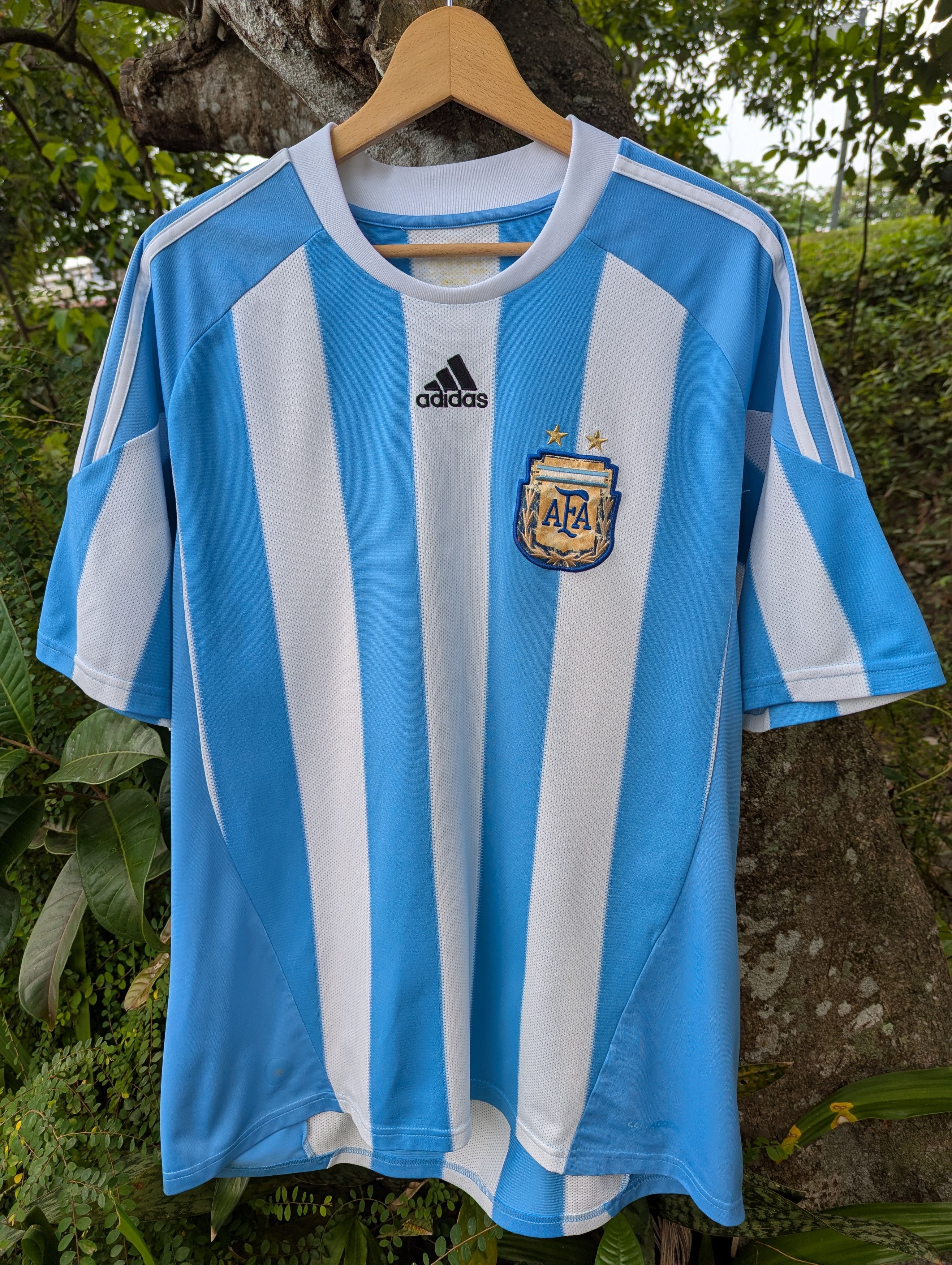 Adidas Adidas Argentina 2010-2011 Home Football Jersey Size US L / EU 52-54 / 3 - 1 Thumbnail