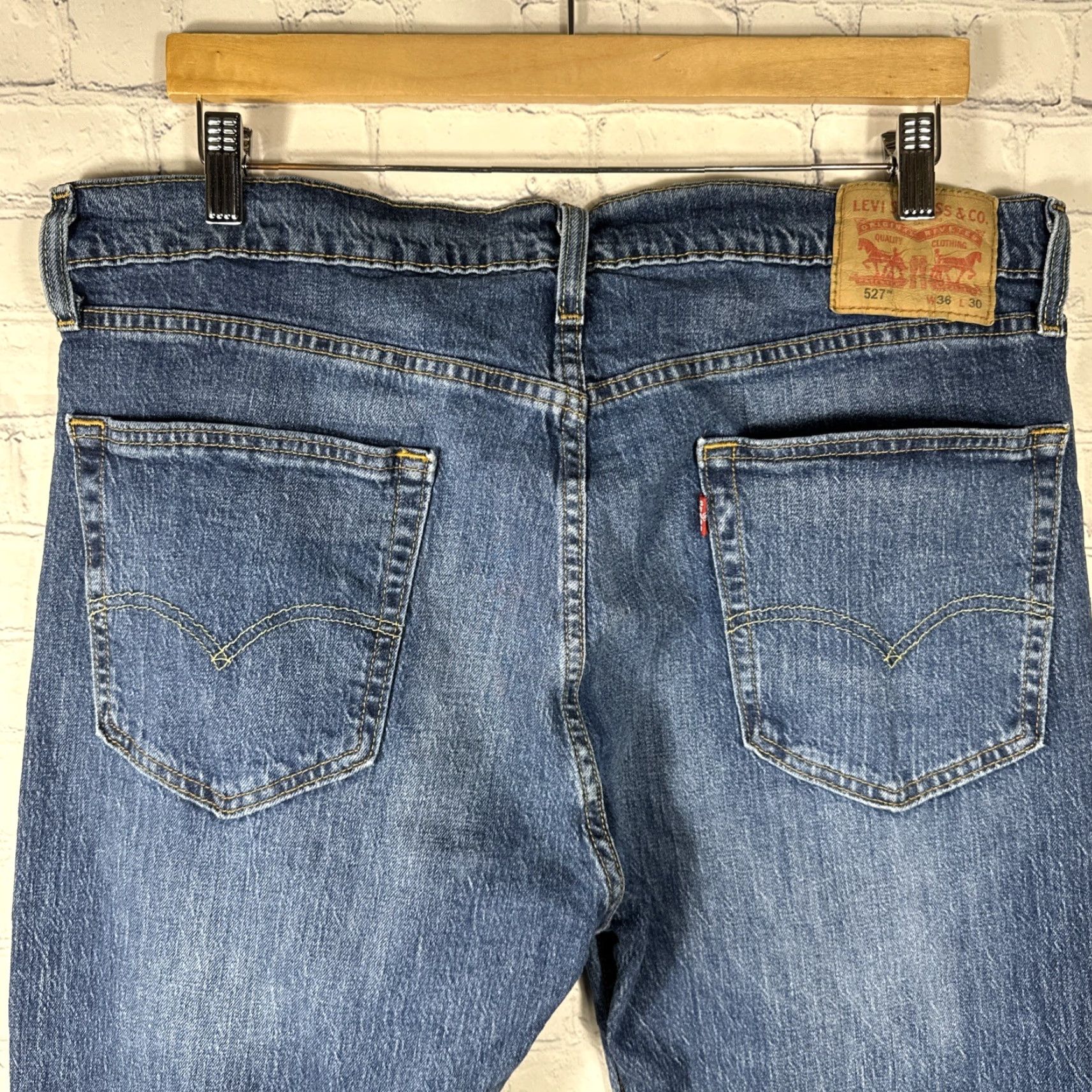 Levi's Levi's Jeans 527 Mens 36x30 Blue Bootcut Western Cowboy Whiskered Comfortable Classic 5-Pocket Denim Cotton Regular Straight N/A Size US 36 / EU 52 - 4 Thumbnail