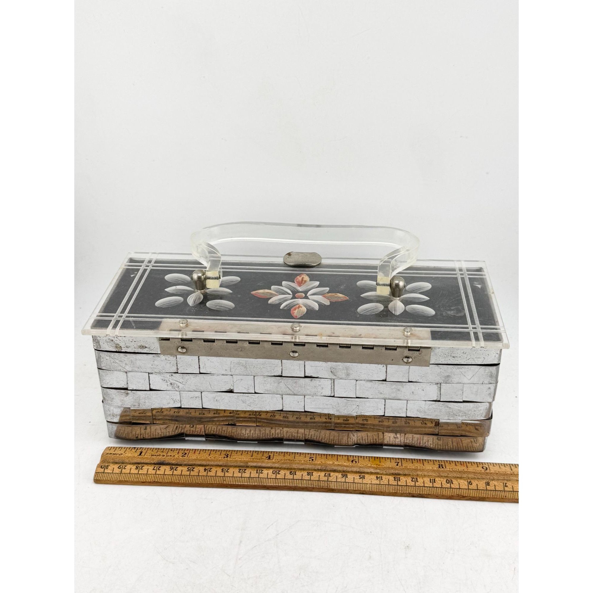 Vintage Vintage Estate Art Deco Floral Lucite Metal Woven Box Handba Size ONE SIZE - 3 Thumbnail