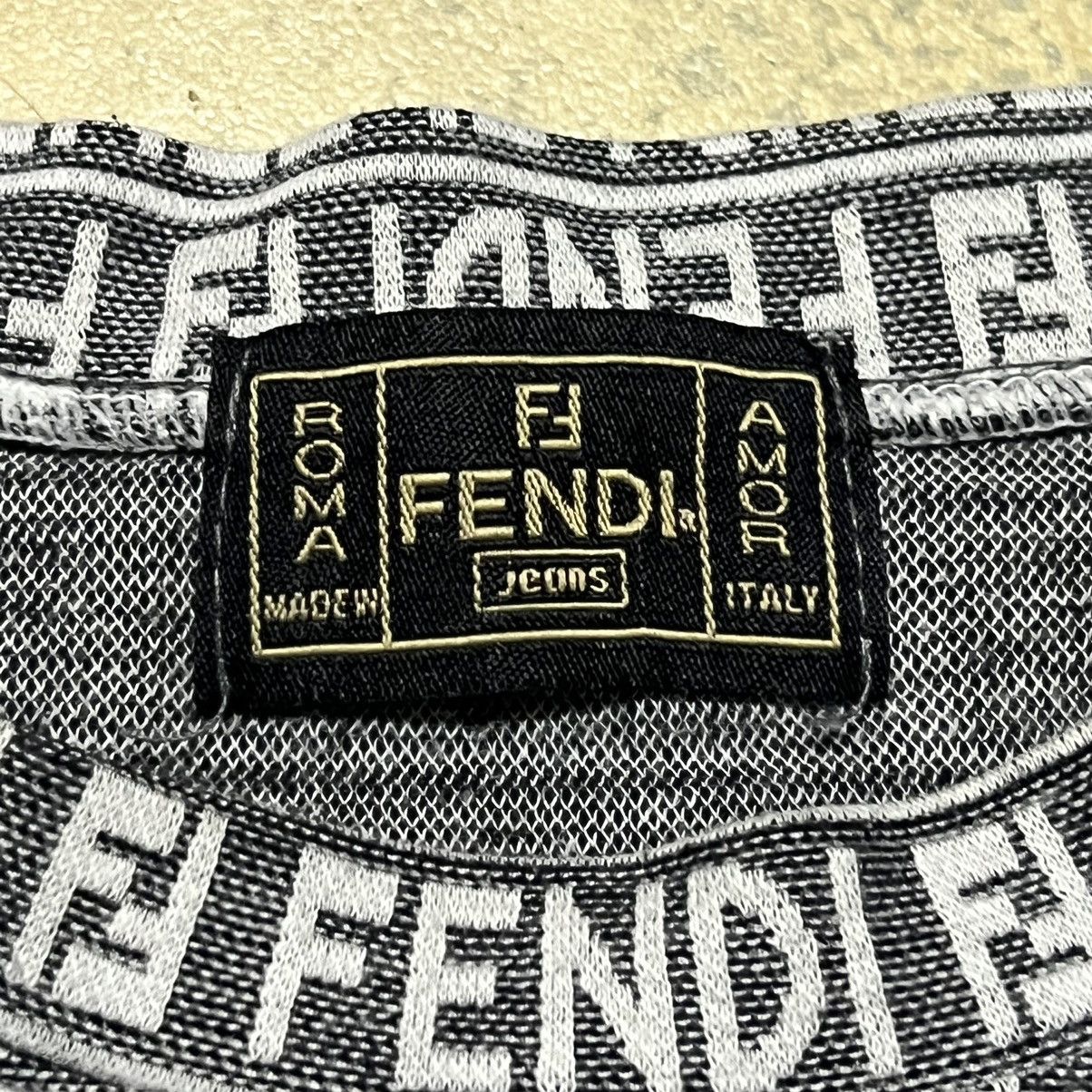 Fendi Fendi Monogram Full Print T Shirt Size S / US 4 / IT 40 - 5 Thumbnail