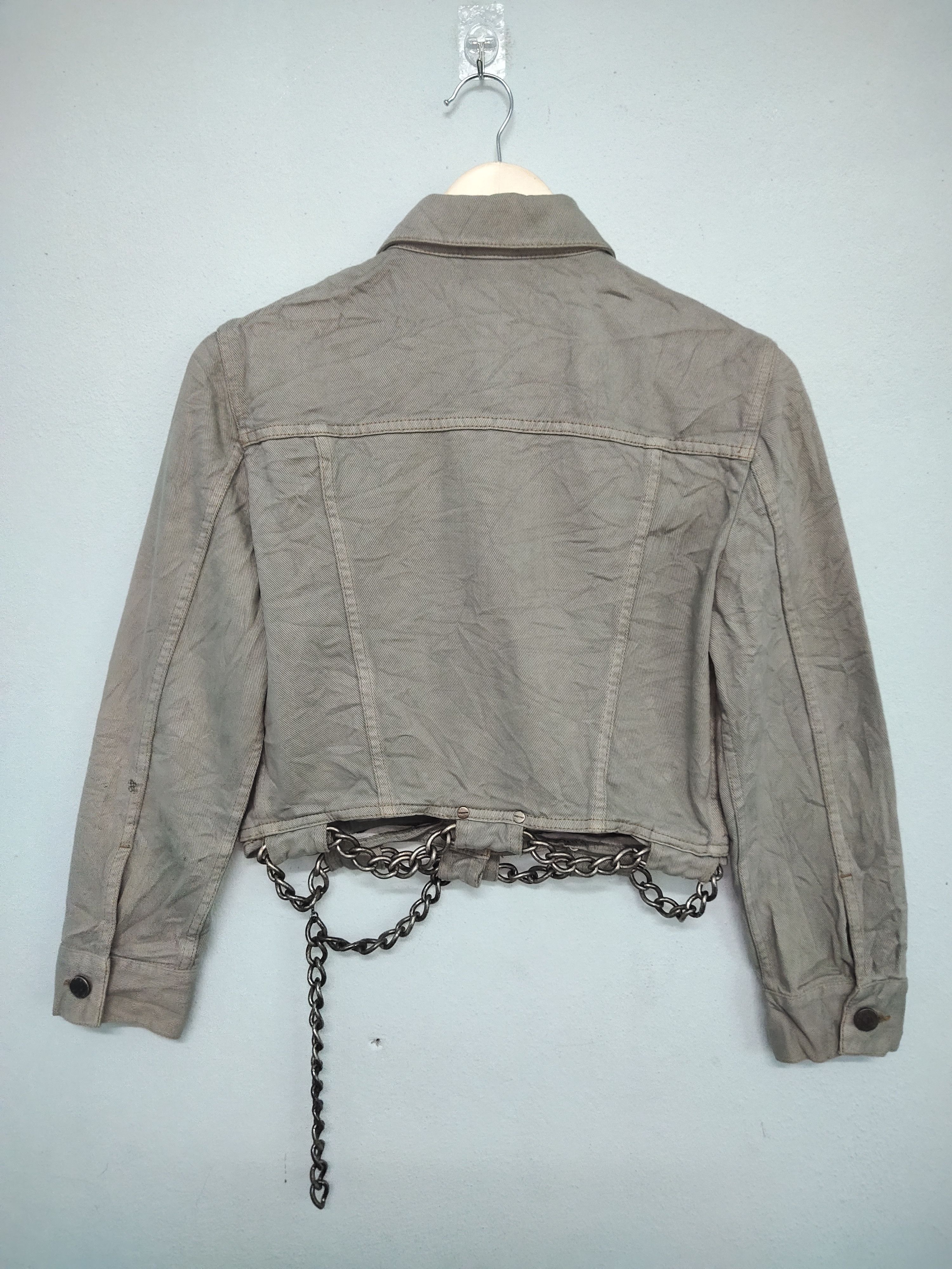 Alexander McQueen Rare Alexander McQueen Denim Jacket With Chain Belt Size M / US 6-8 / IT 42-44 - 2 Thumbnail