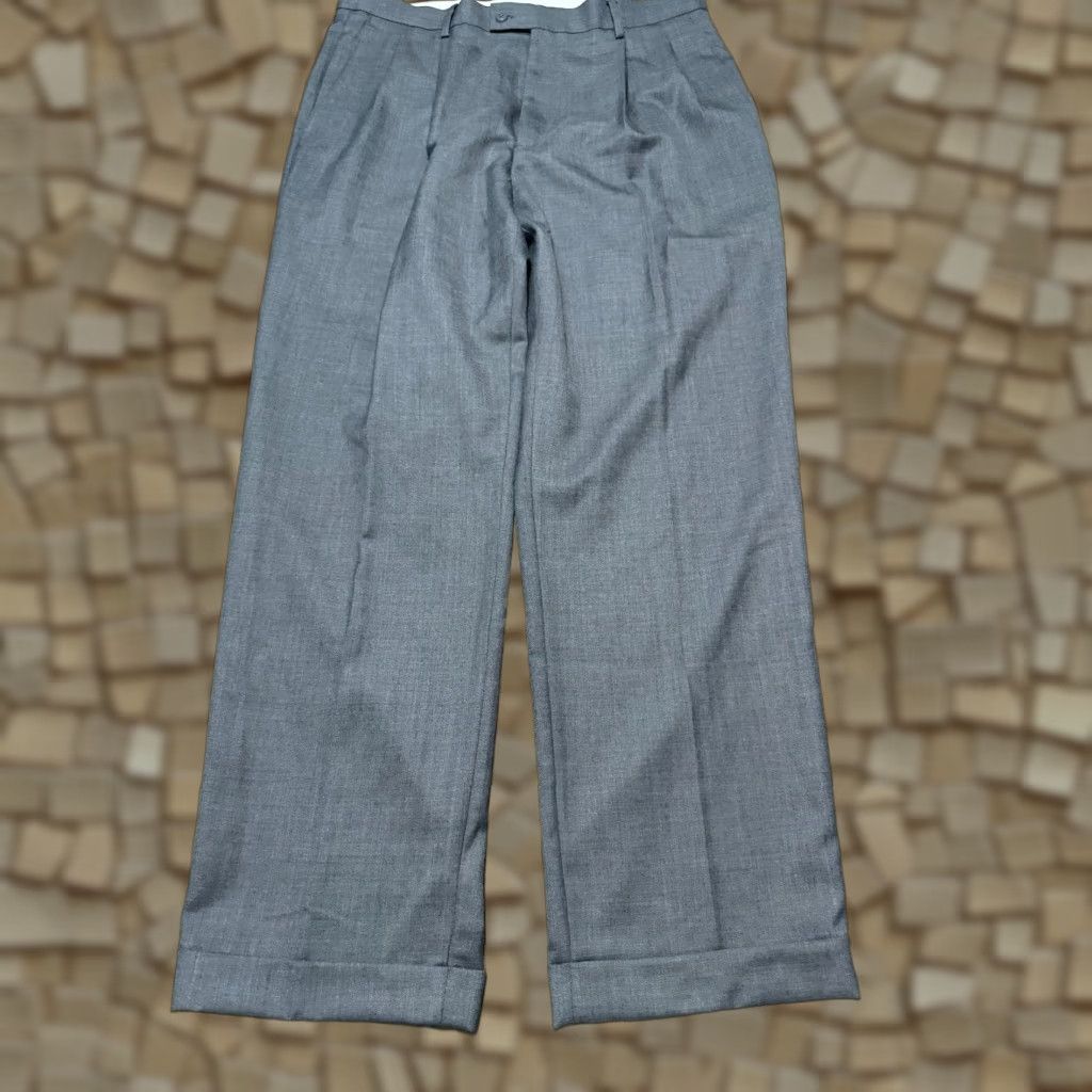 Vintage Louis Raphael Tailored Pants Women's Size 4 Gray Pleated Dress Pants Cuffed Size 27" / US 4 / IT 40 - 1 Thumbnail