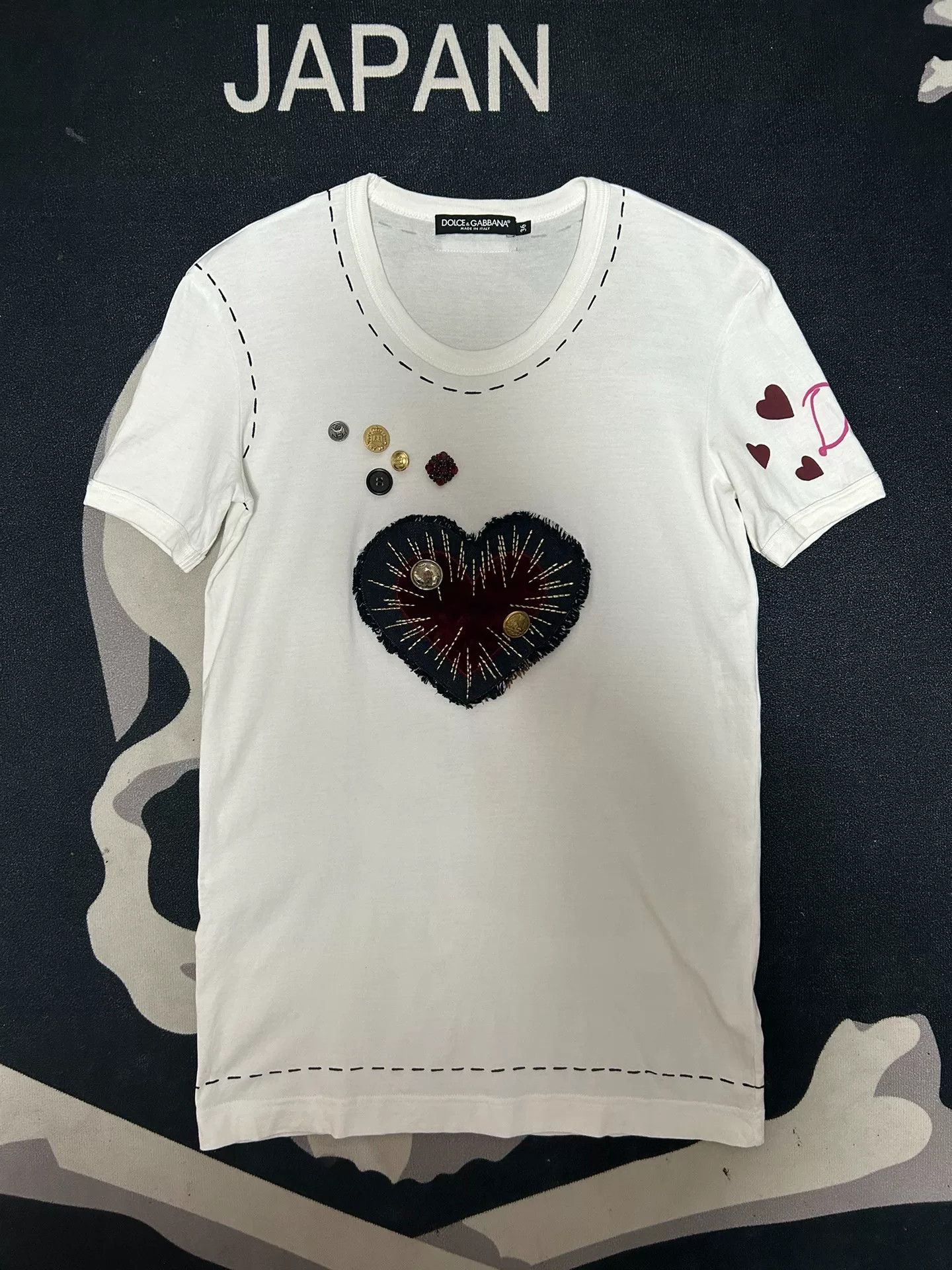 Dolce & Gabbana Dolce & Gabbana Heart Embroidery T-shirt Size XS / US 0-2 / IT 36-38 - 1 Thumbnail