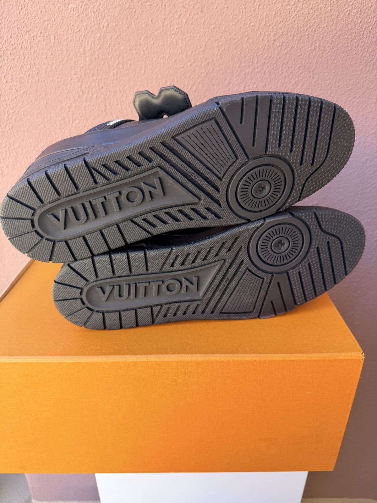 Louis Vuitton Louise Vuitton Trainers Farrell Williams Size US 11.5 / EU 44-45 - 9 Thumbnail
