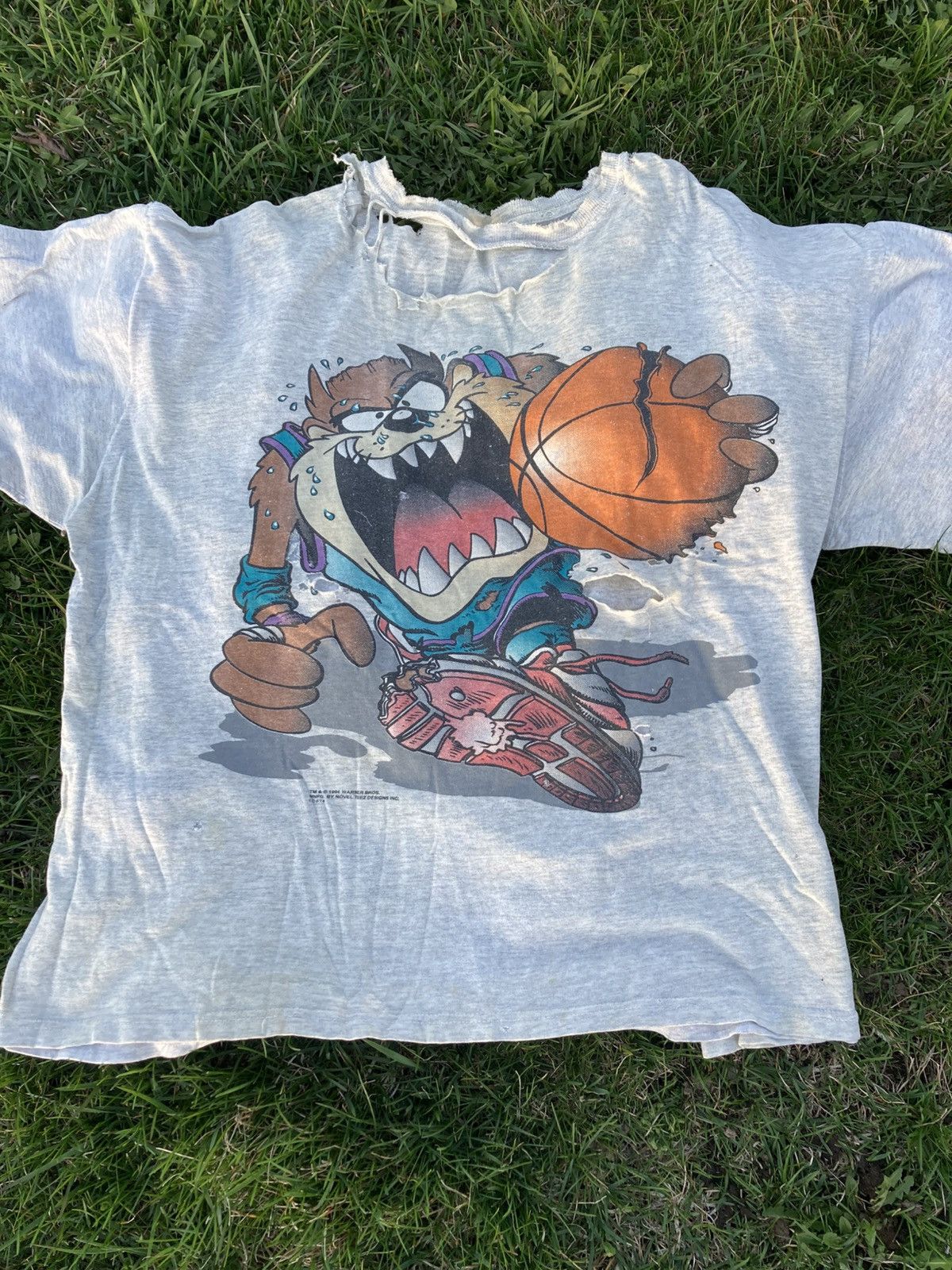 Vintage Tazmanian devil t-shirt Size US XL / EU 56 / 4 - 2 Thumbnail