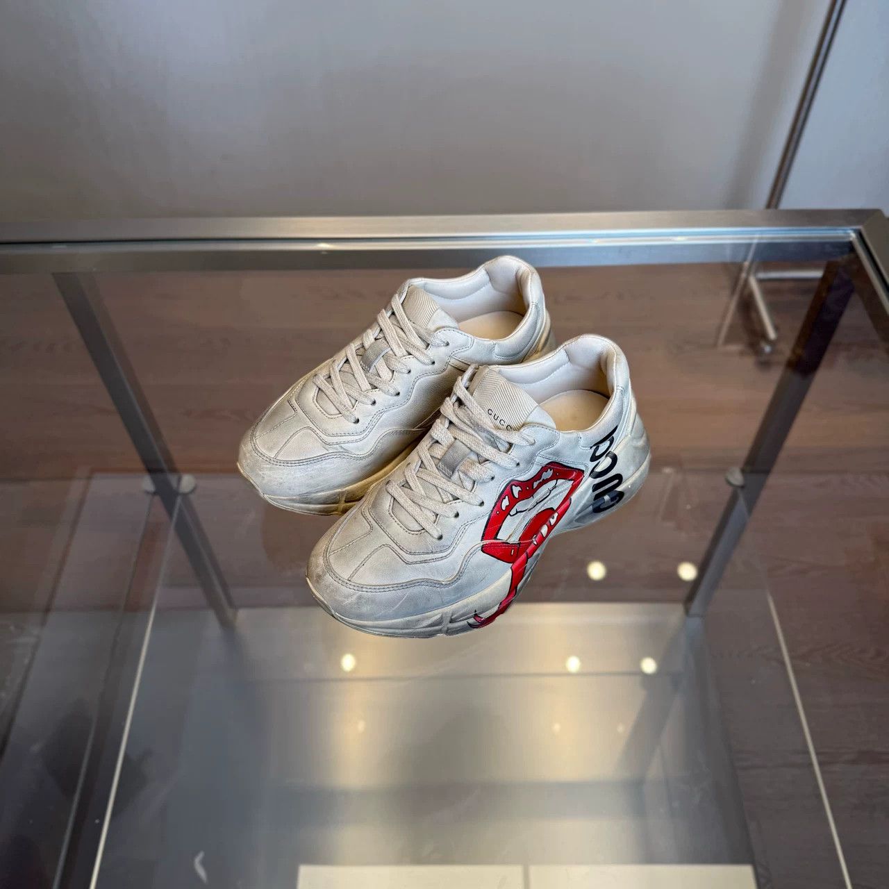 Gucci Gucci Red Lip Dad Sneakers Size US 4.5 / IT 34.5 - 1 Thumbnail