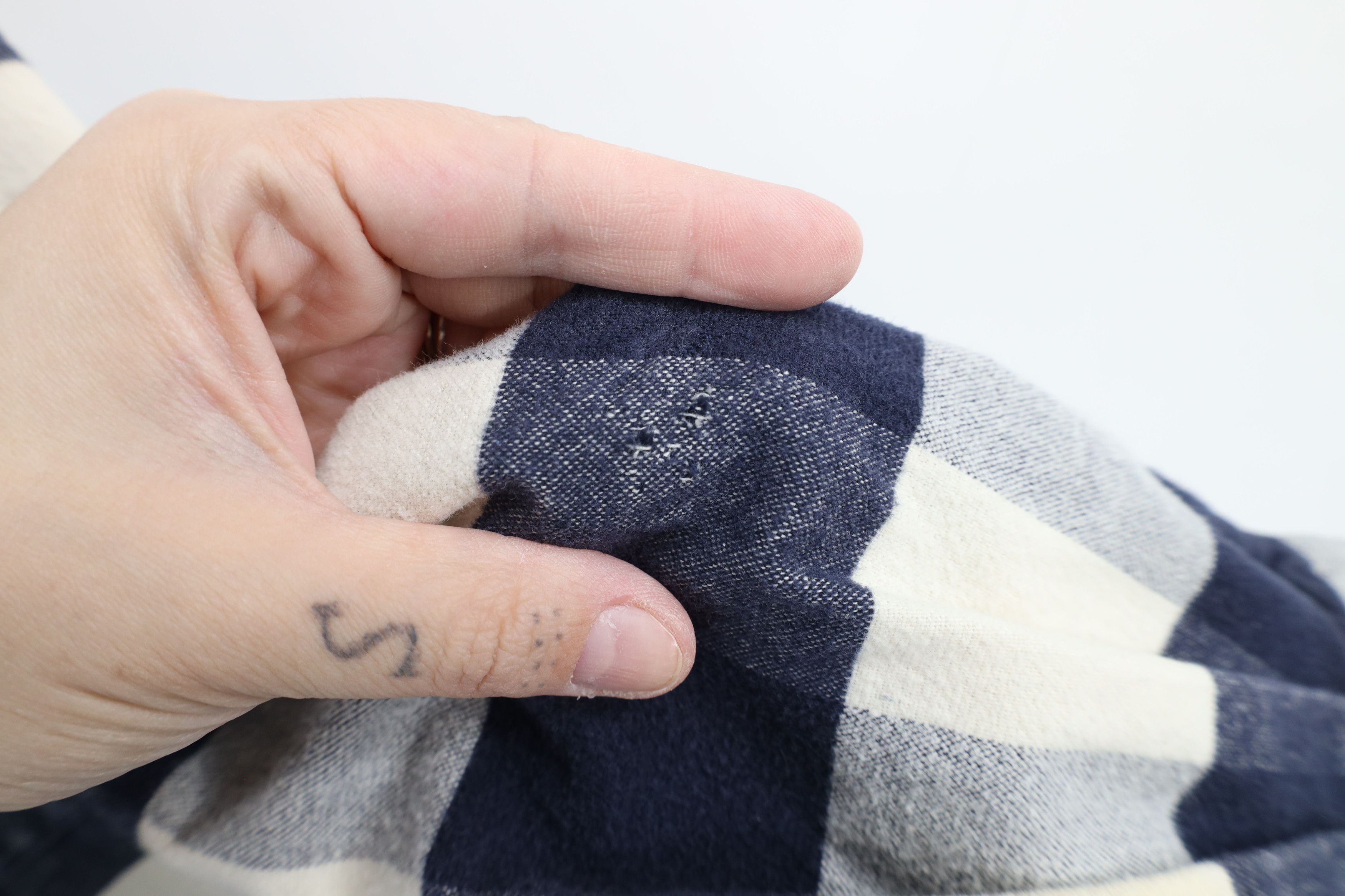 Eddie Bauer × Vintage Vintage 90s Eddie Bauer Flannel Button Shirt Plaid Cotton Size S / US 4 / IT 40 - 4 Thumbnail