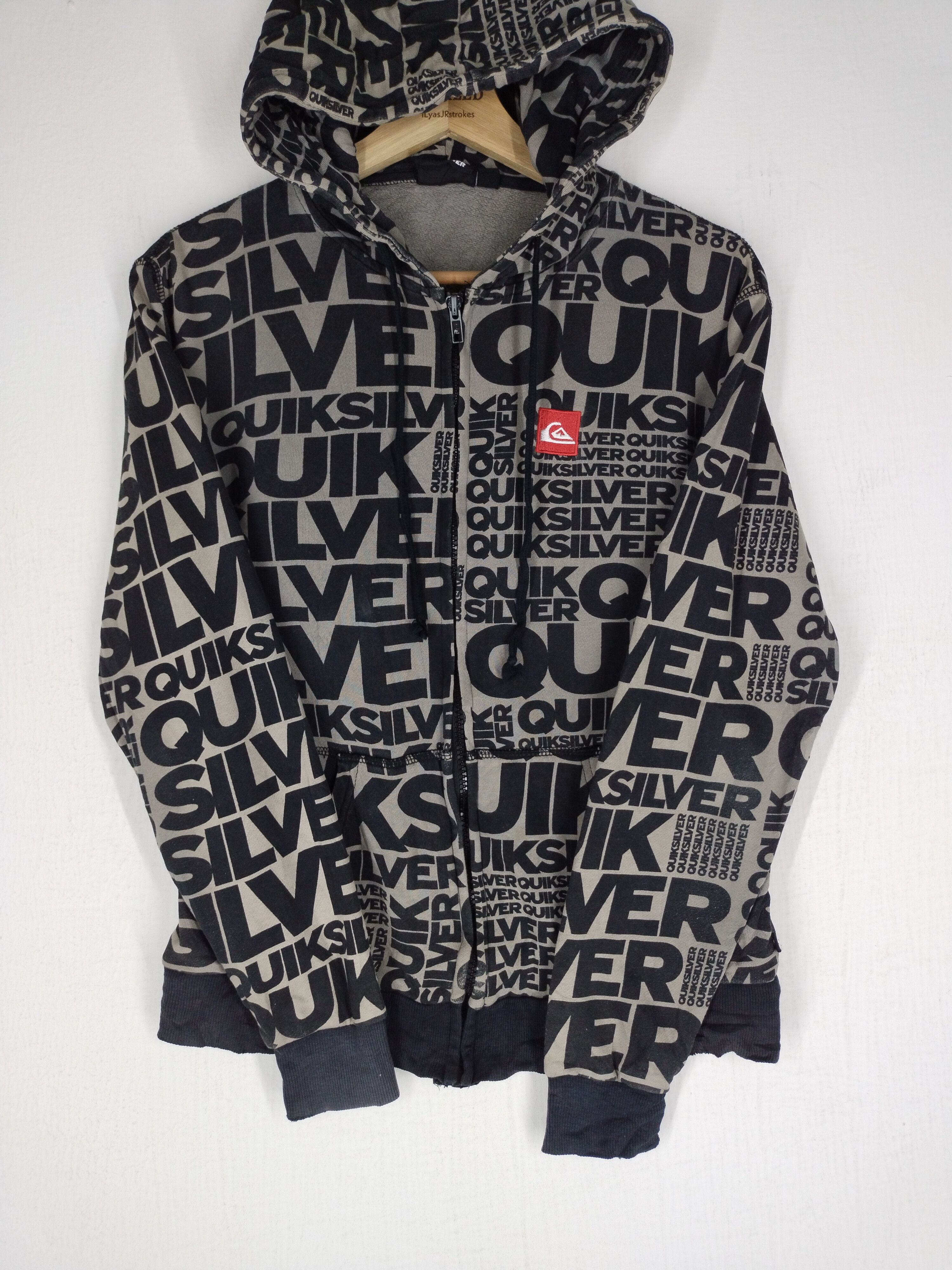 Quiksilver × Vintage Quiksilver All Over Print Hoodie Sweatshirt Size S Size US S / EU 44-46 / 1 - 10 Thumbnail