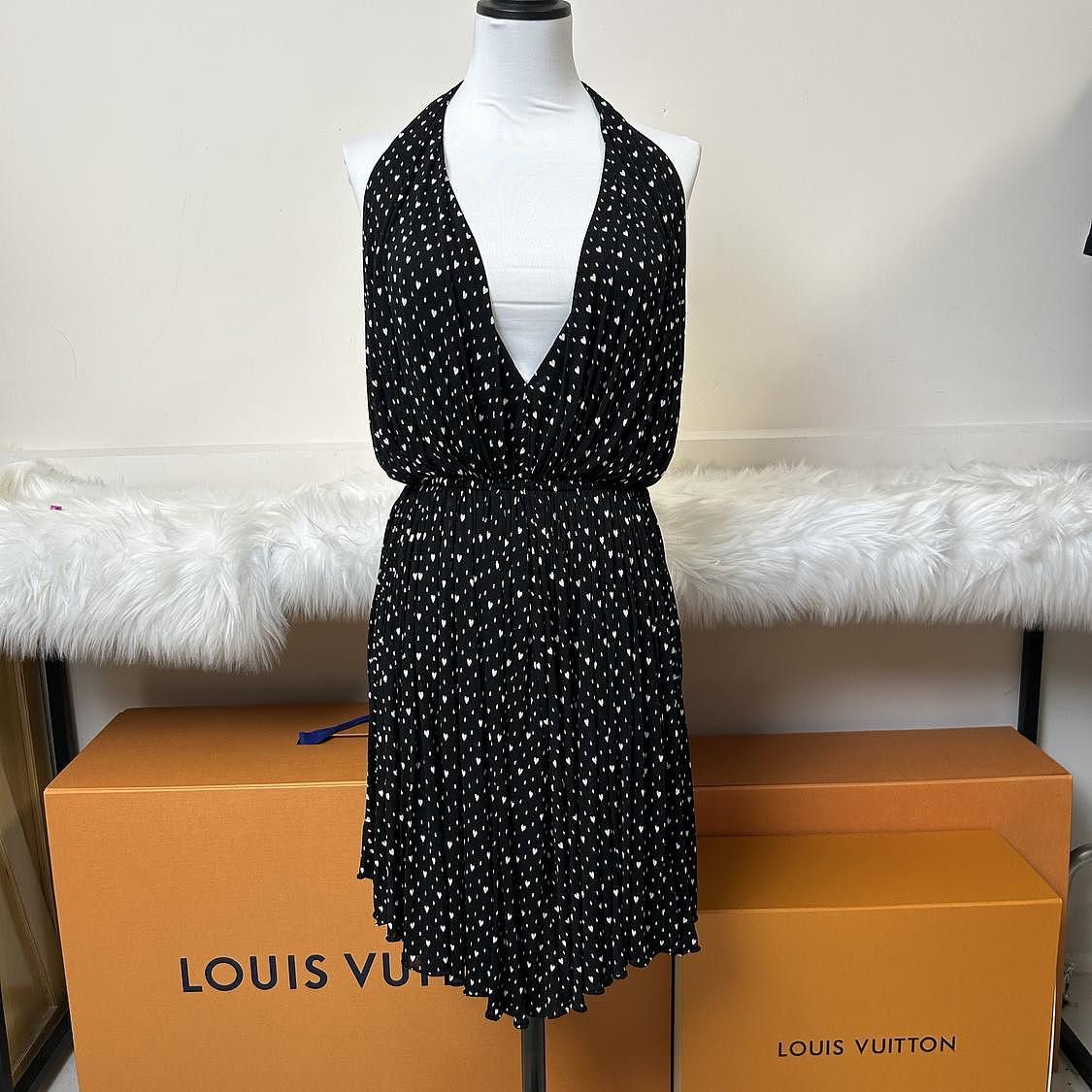 Saint Laurent Paris Saint Laurent Heart Print Mini Dress Size S Size S / US 4 / IT 40 - 1 Thumbnail