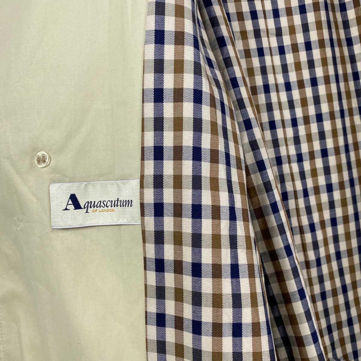 Aquascutum × Vintage vintage Aquascutum London Harrods Tan Trench Over Coat Size L / US 10 / IT 46 - 11 Thumbnail