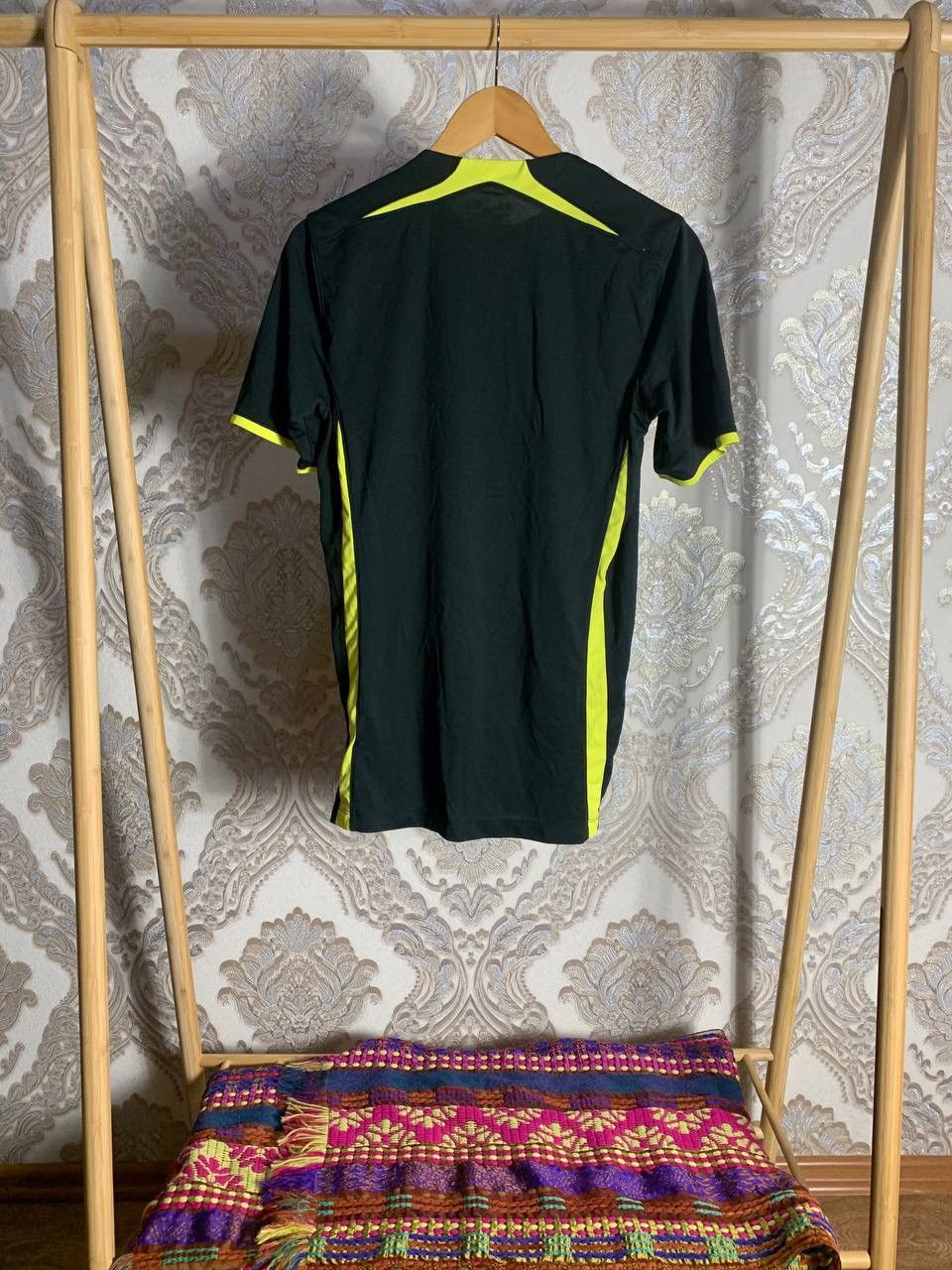 Under Armour × Vintage VERY RARE UNDER ARMOR TOTTENHAM HOTSPUR SOCCER JERSEY RETRO Size US S / EU 44-46 / 1 - 7 Thumbnail