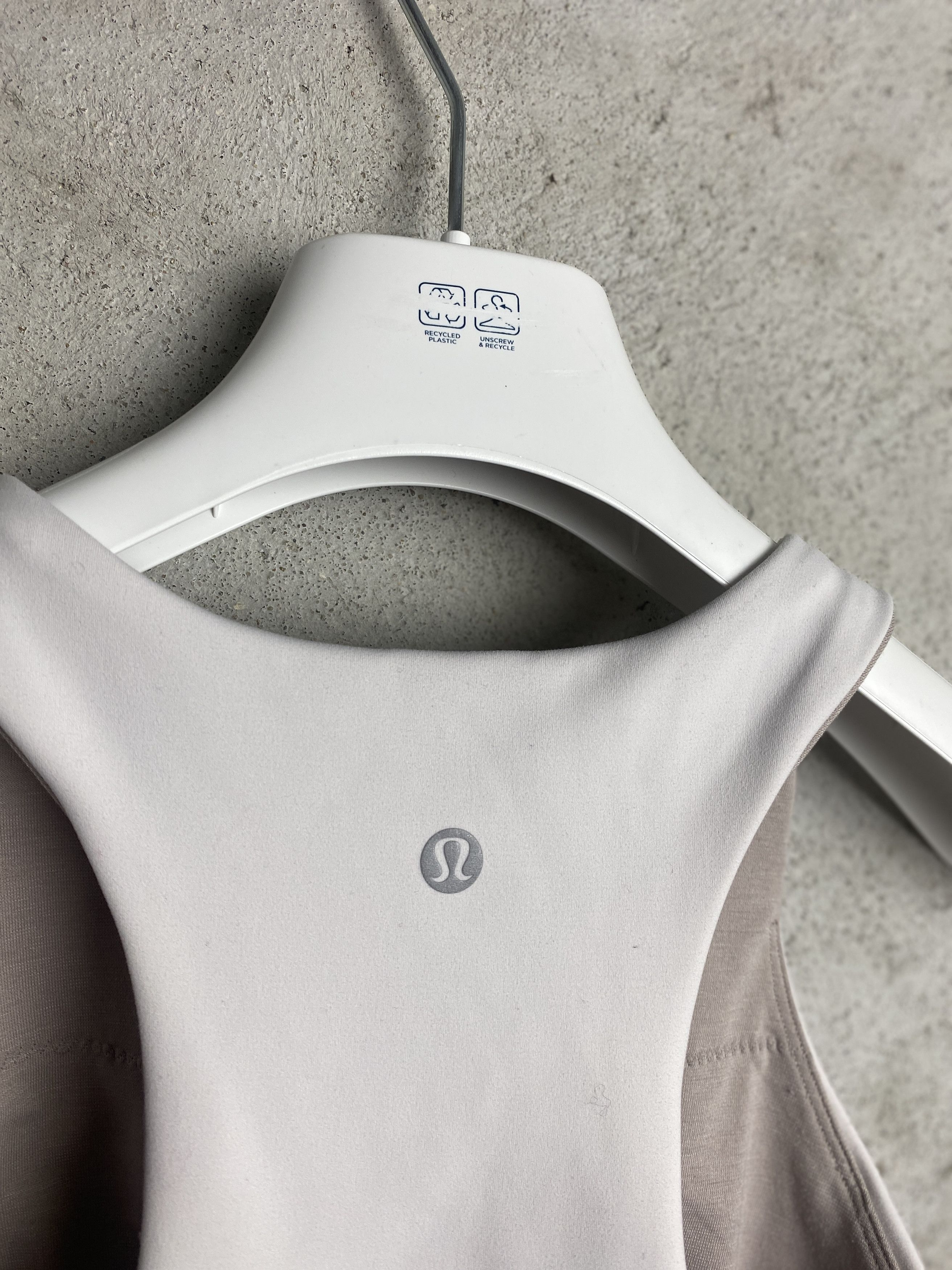 Lululemon Lululemon top bra sport yoga pilates gym Size XS / US 0-2 / IT 36-38 - 3 Thumbnail