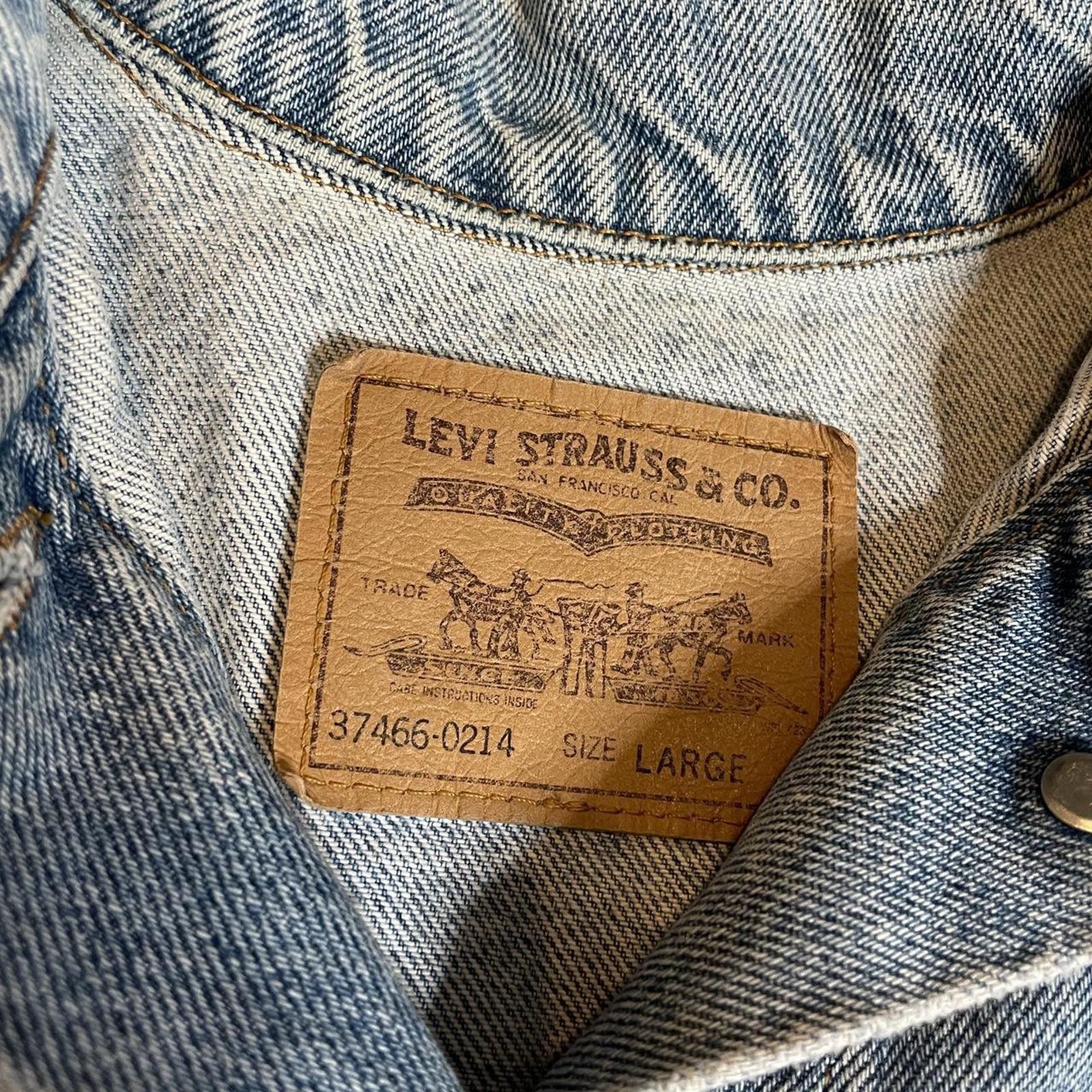 Levi's [Levi’s] • Vintage 1980s Levis cropped-fit denim jacket Size S / US 4 / IT 40 - 3 Thumbnail