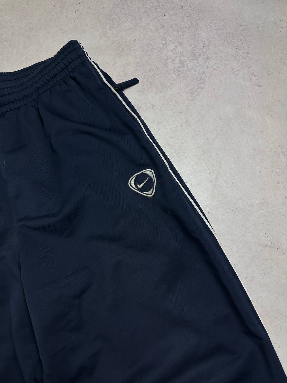 Nike × Vintage Vintage Nike Swoosh Baggy Trackpants Y2K L Size US 34 / EU 50 - 3 Thumbnail