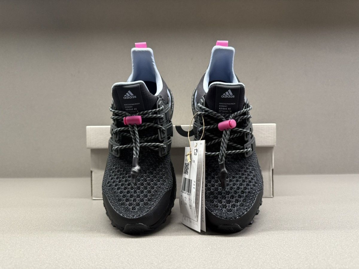 Adidas Adidas Ultra Boost 1.0 Toggle Lacing Black Blue Dawn Wmns Size US 6 / IT 36 - 5 Thumbnail