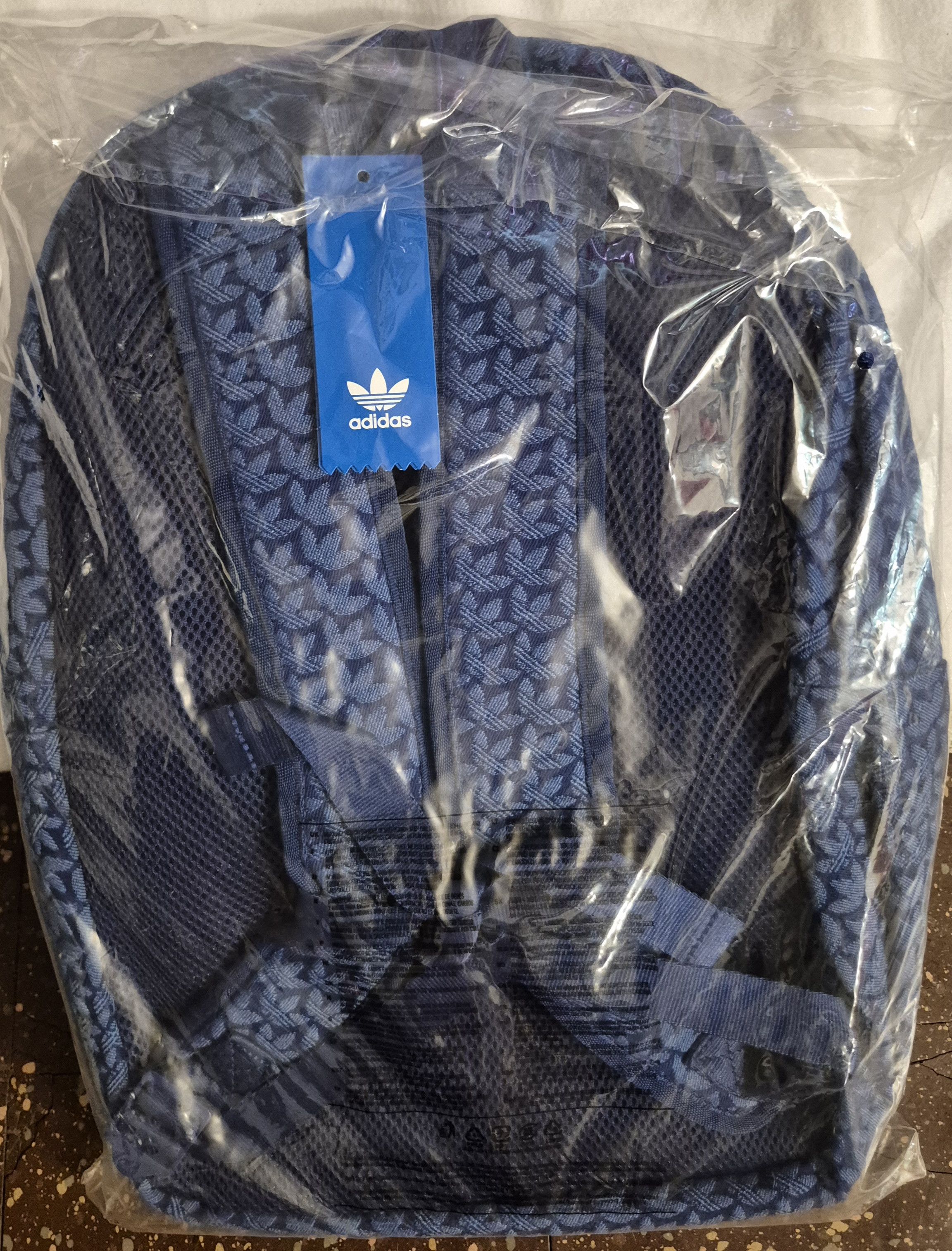 Adidas Adidas 'Classic' Backpack Bag Size ONE SIZE - 2 Thumbnail