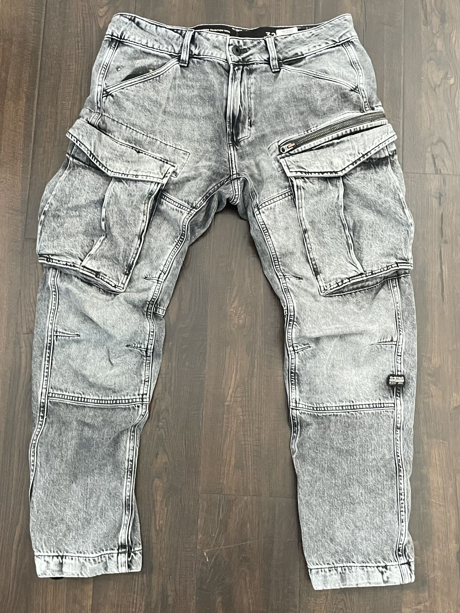 G-Star G-Star Rovic Zip 3D Regular Tapered Grey Denim Cargo Pants Size US 32 / EU 48 - 1 Thumbnail