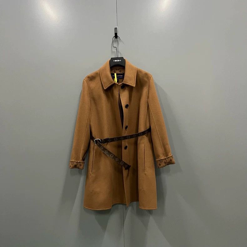 Louis Vuitton Louis Vuitton Brown wool coat with full print of presbyopia Size US XXS / EU 40 - 1 Thumbnail