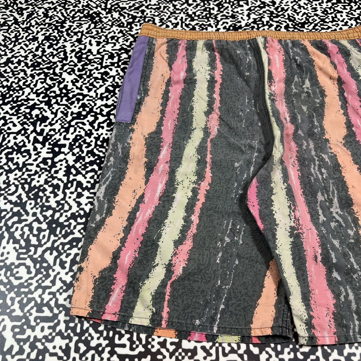 Vintage Vintage 90s Art Striped Retro Surf Style Shorts Size US 35 - 7 Thumbnail