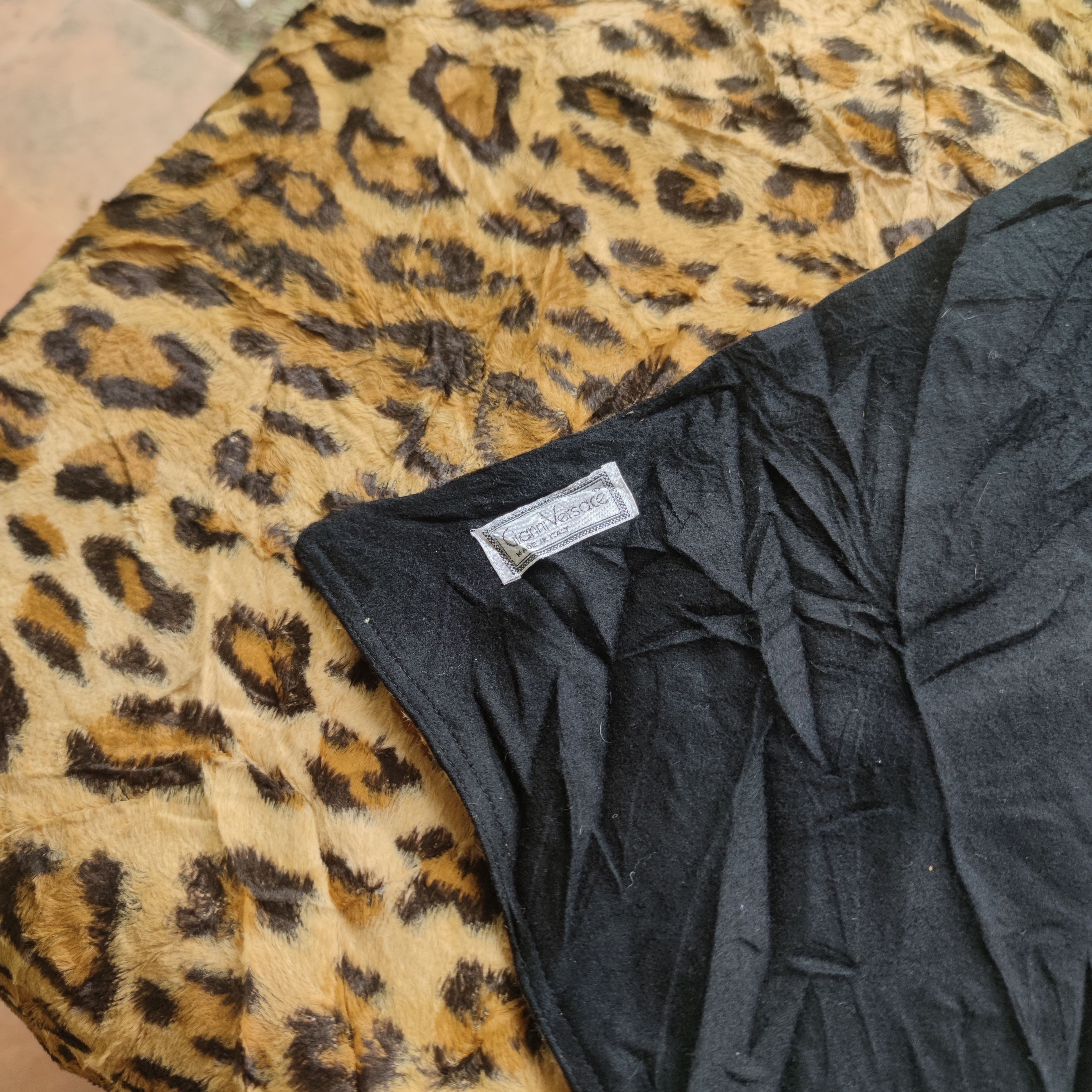 Versace × Vintage VINTAGE 80S GIANNI VERSACE LEOPARD Size ONE SIZE - 1 Thumbnail