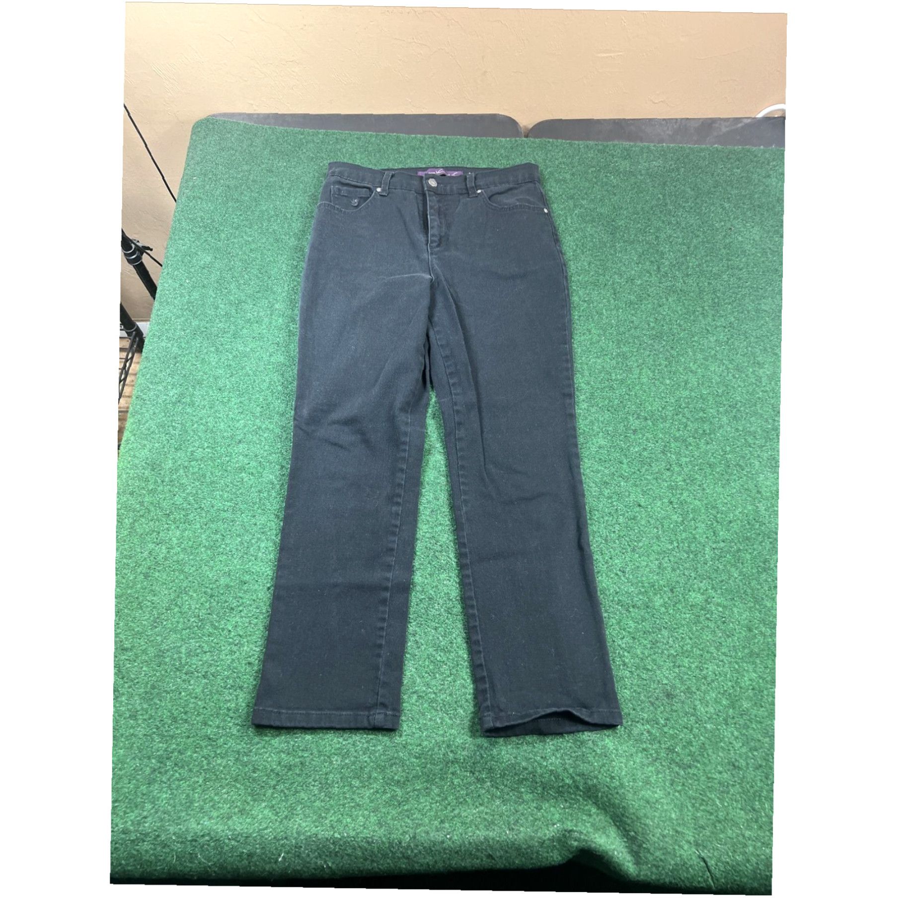 Gloria Vanderbilt Gloria Vanderbilt Womens Pants 10P Petite Black Amanda Dark Wash Hi Rise 29x27 Size 32" / US 10 / IT 46 - 1 Thumbnail