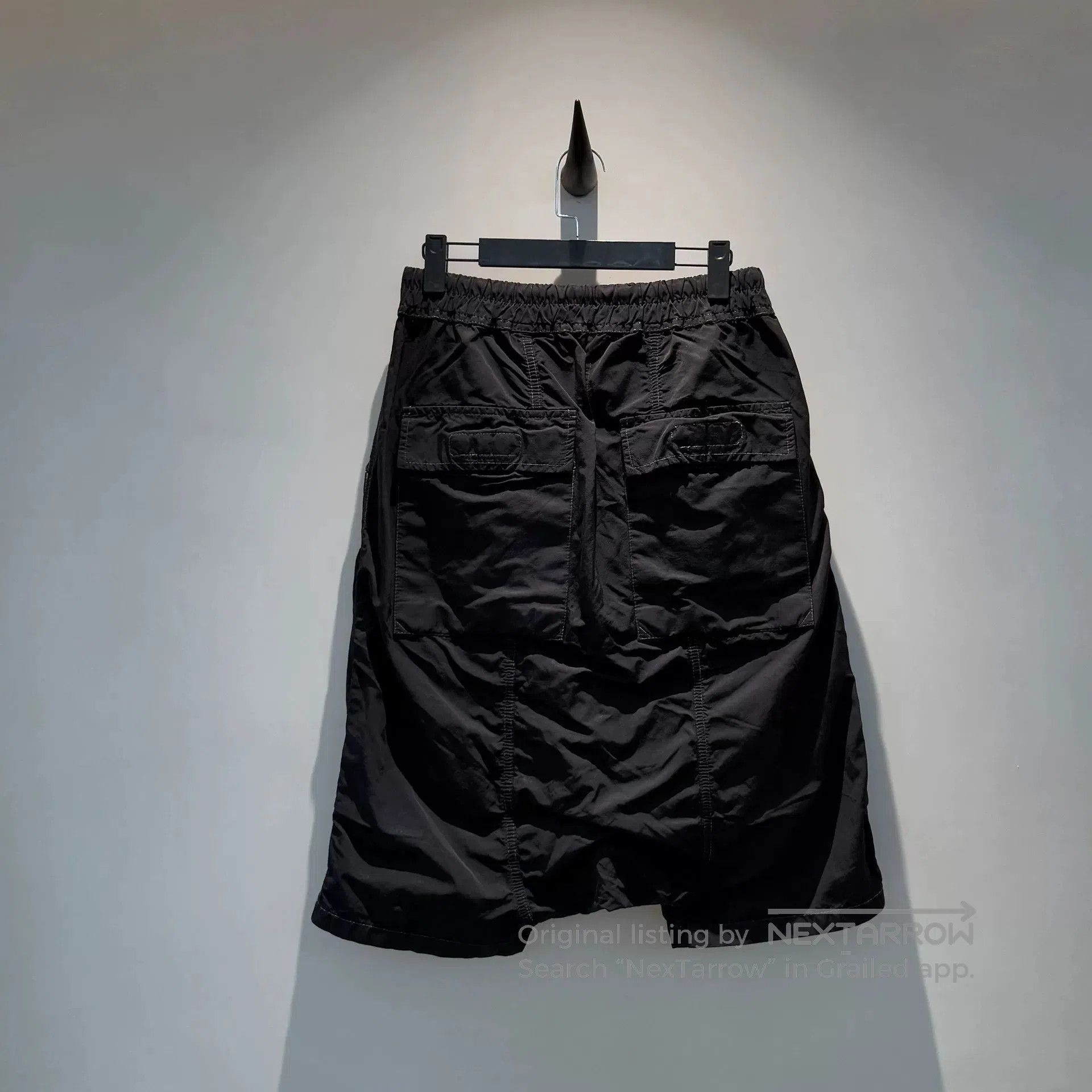 Rick Owens Rick Owens Black Drawstring Shorts. Size US 26 / EU 42 - 4 Thumbnail