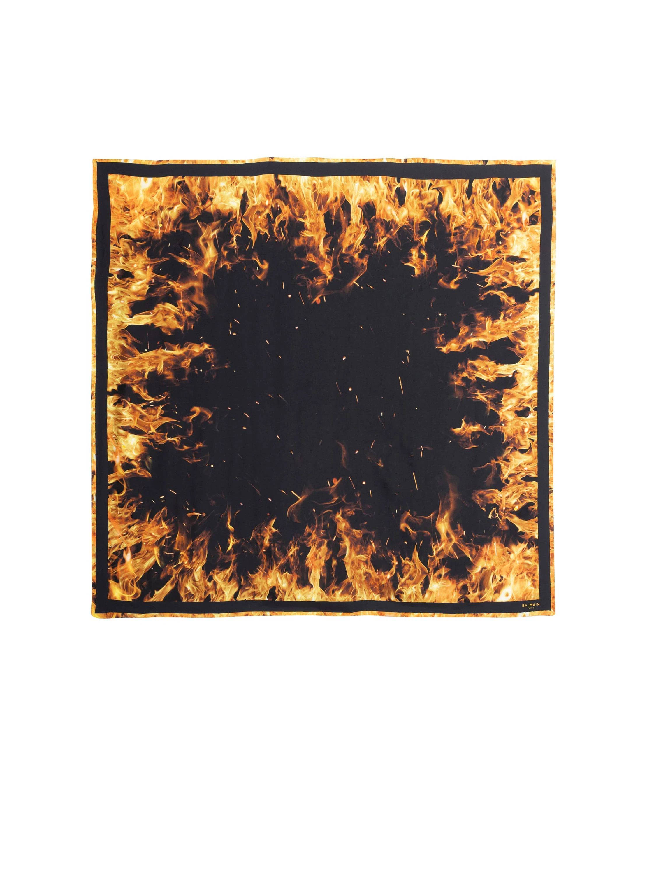 o1srvl11e05 Size: OS / Fire Print Silk Scarf in Black/Yellow
