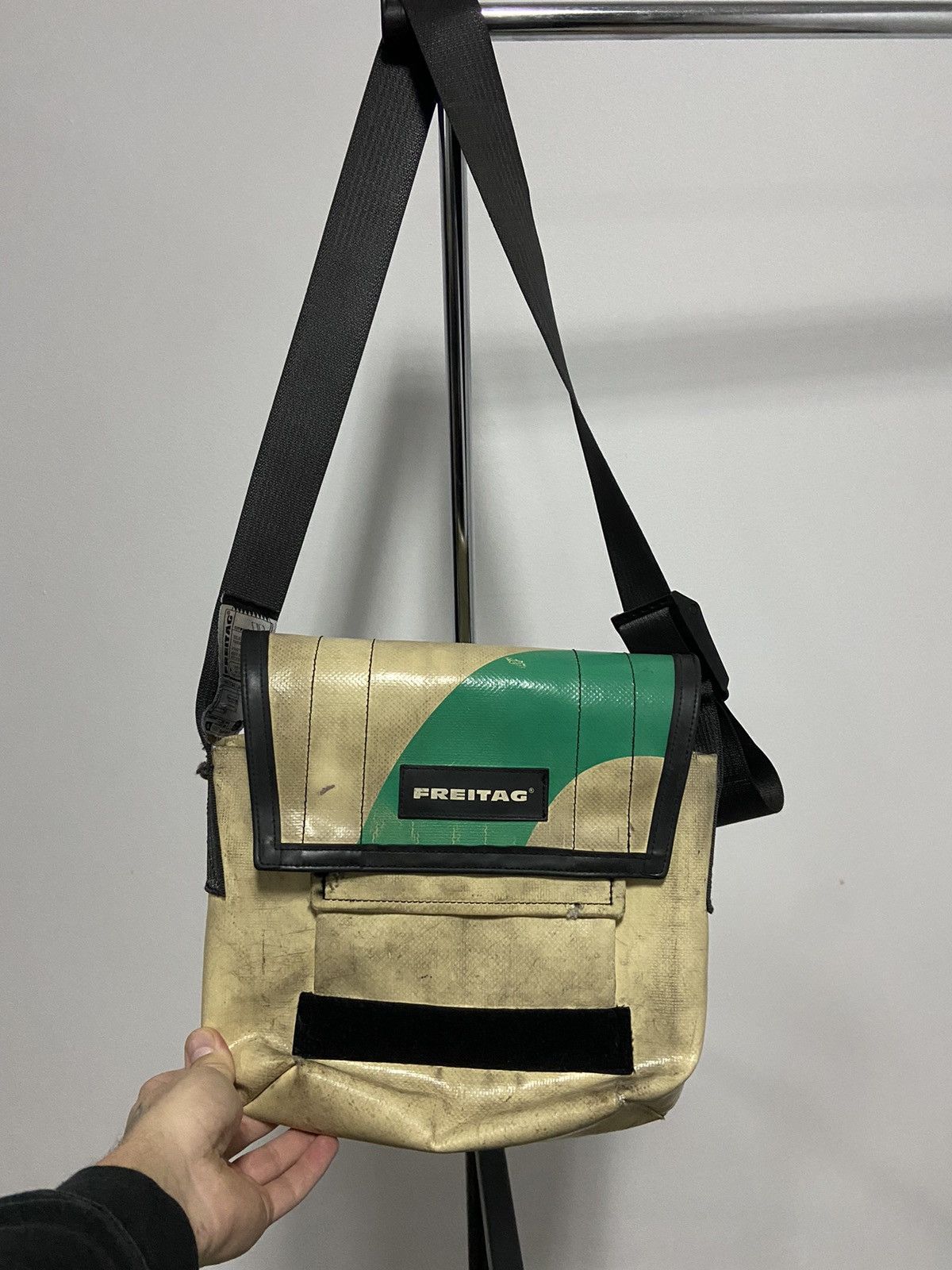 Freitag × Vintage Freitag 3 in 1 Vintage Waterproof shoulder Bag Recycle ♻️ Size ONE SIZE - 9 Thumbnail